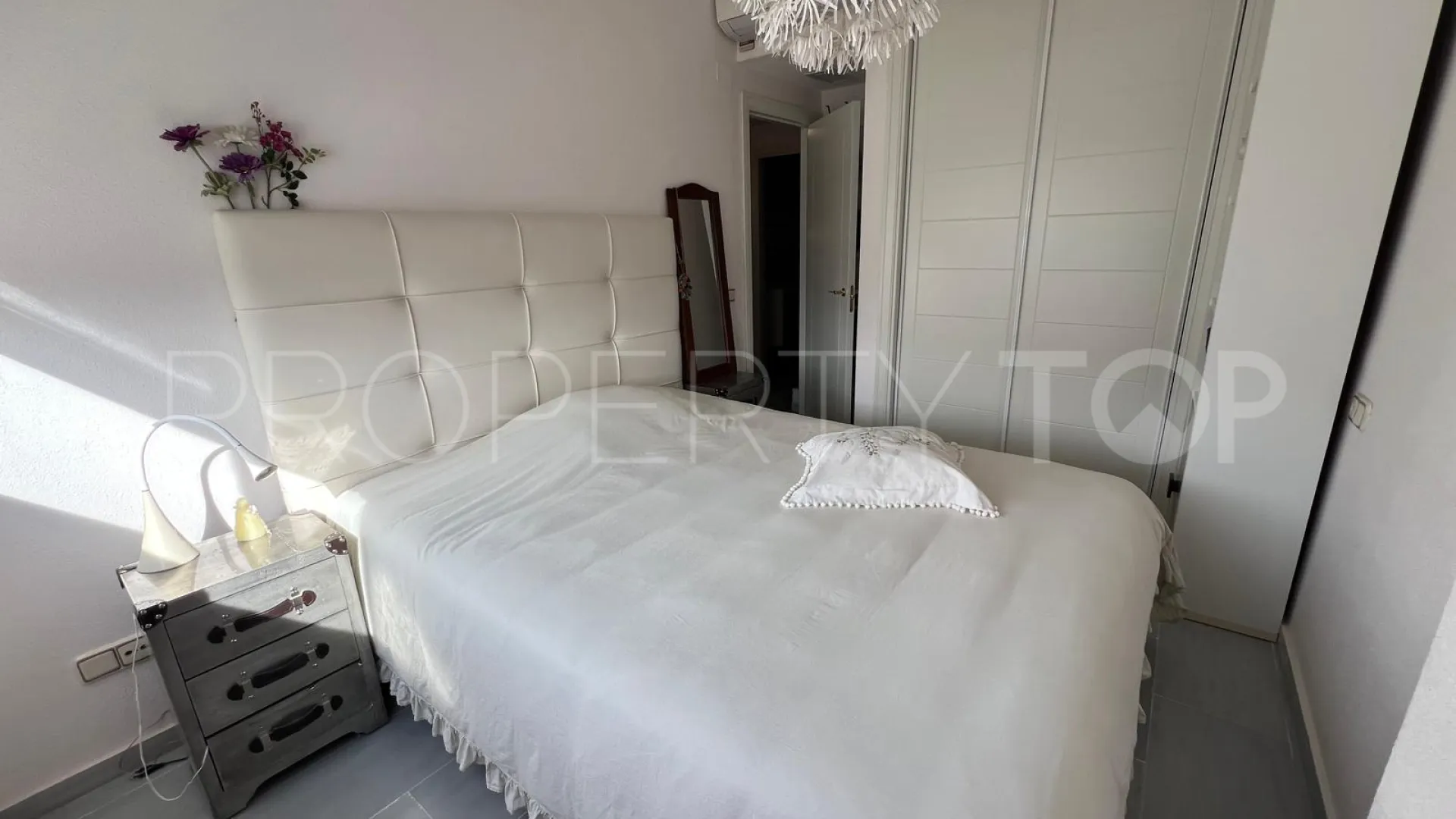Ático en venta en Estepona Puerto