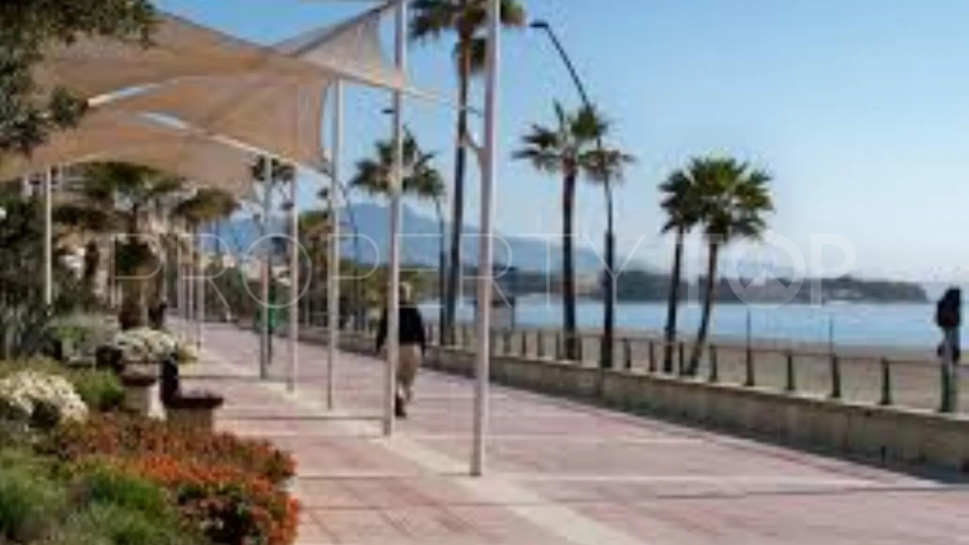 Ático en venta en Estepona Puerto