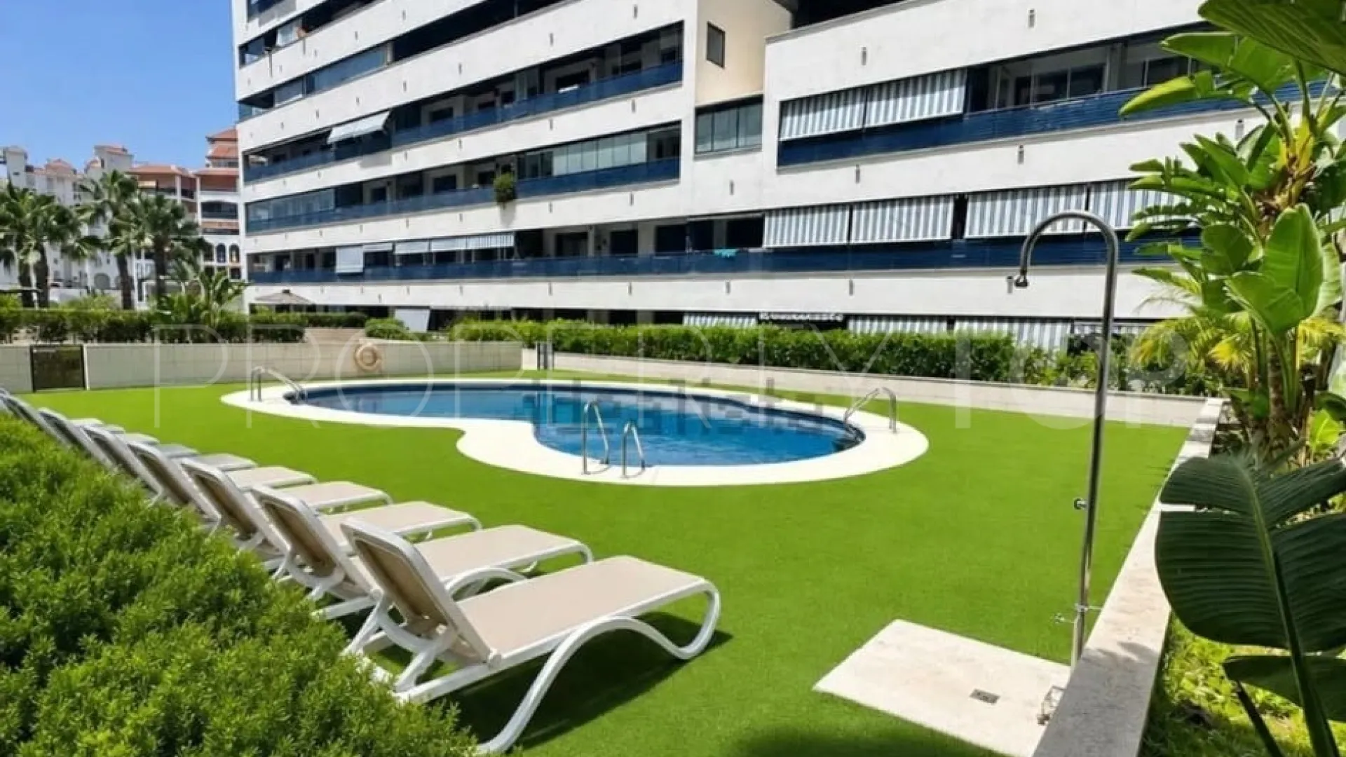 Ático en venta en Estepona Puerto