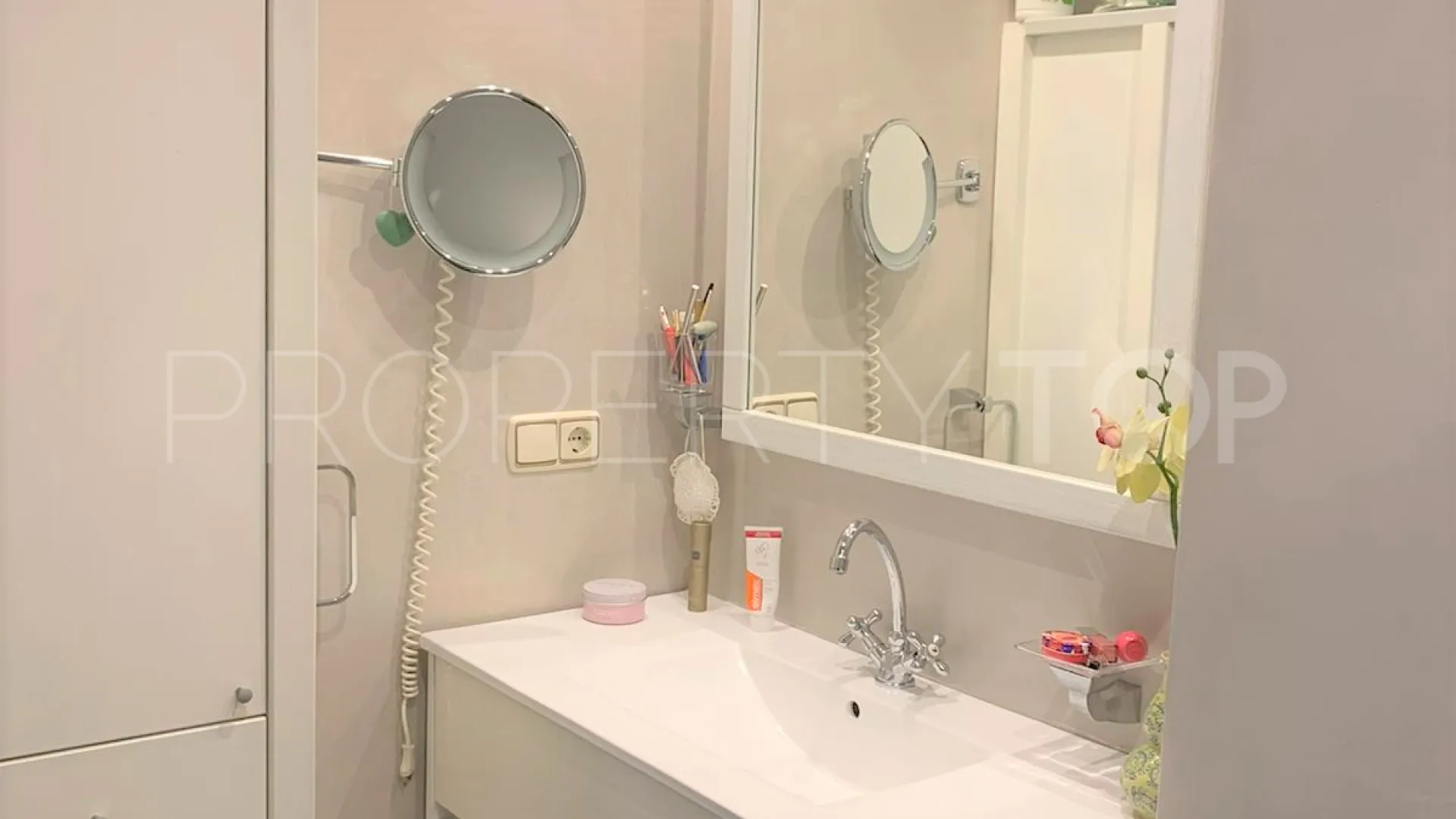 Ático en venta en Estepona Puerto