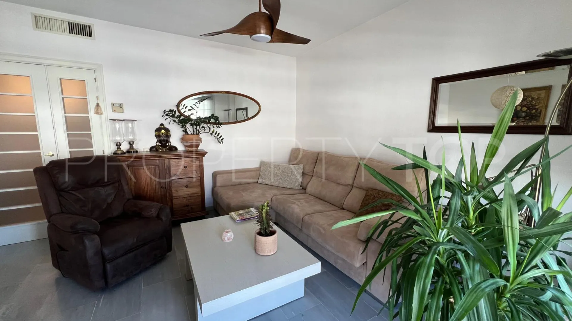 Ático en venta en Estepona Puerto