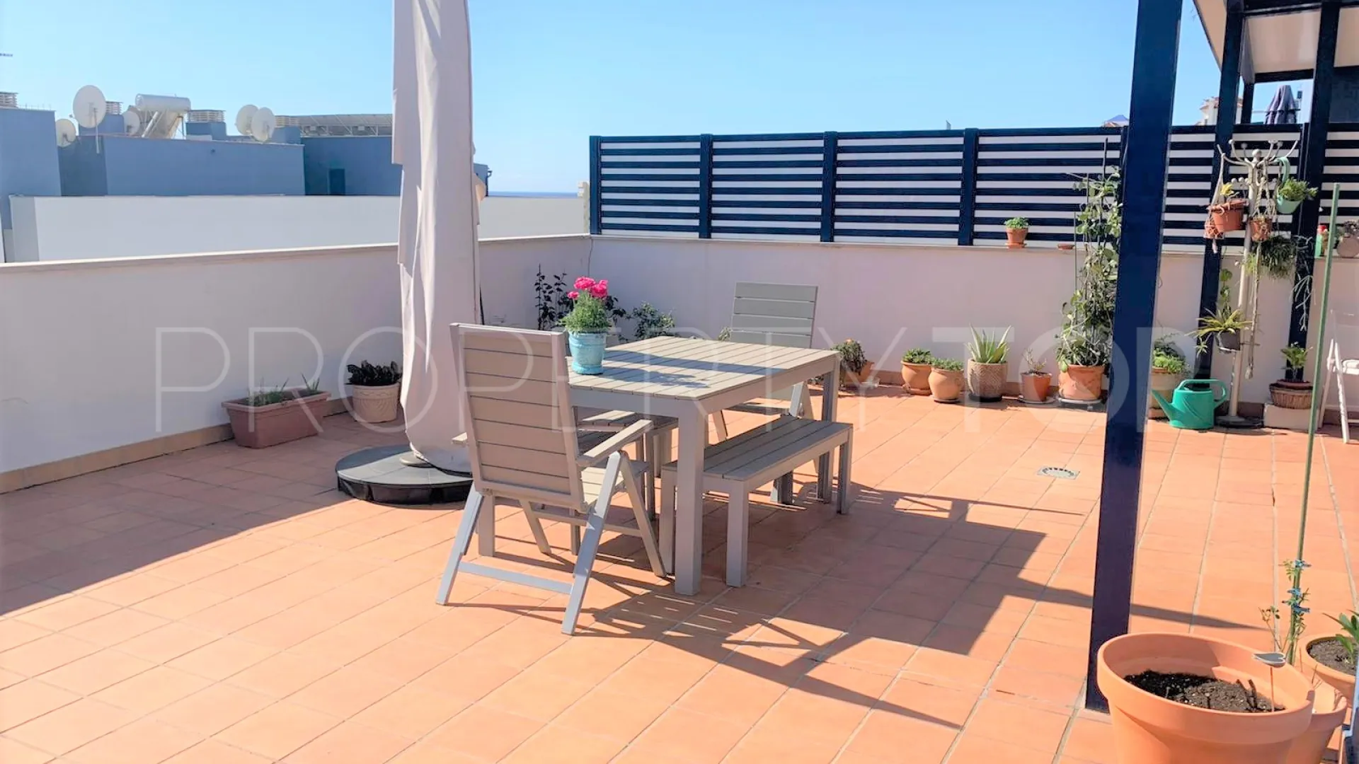 Ático en venta en Estepona Puerto
