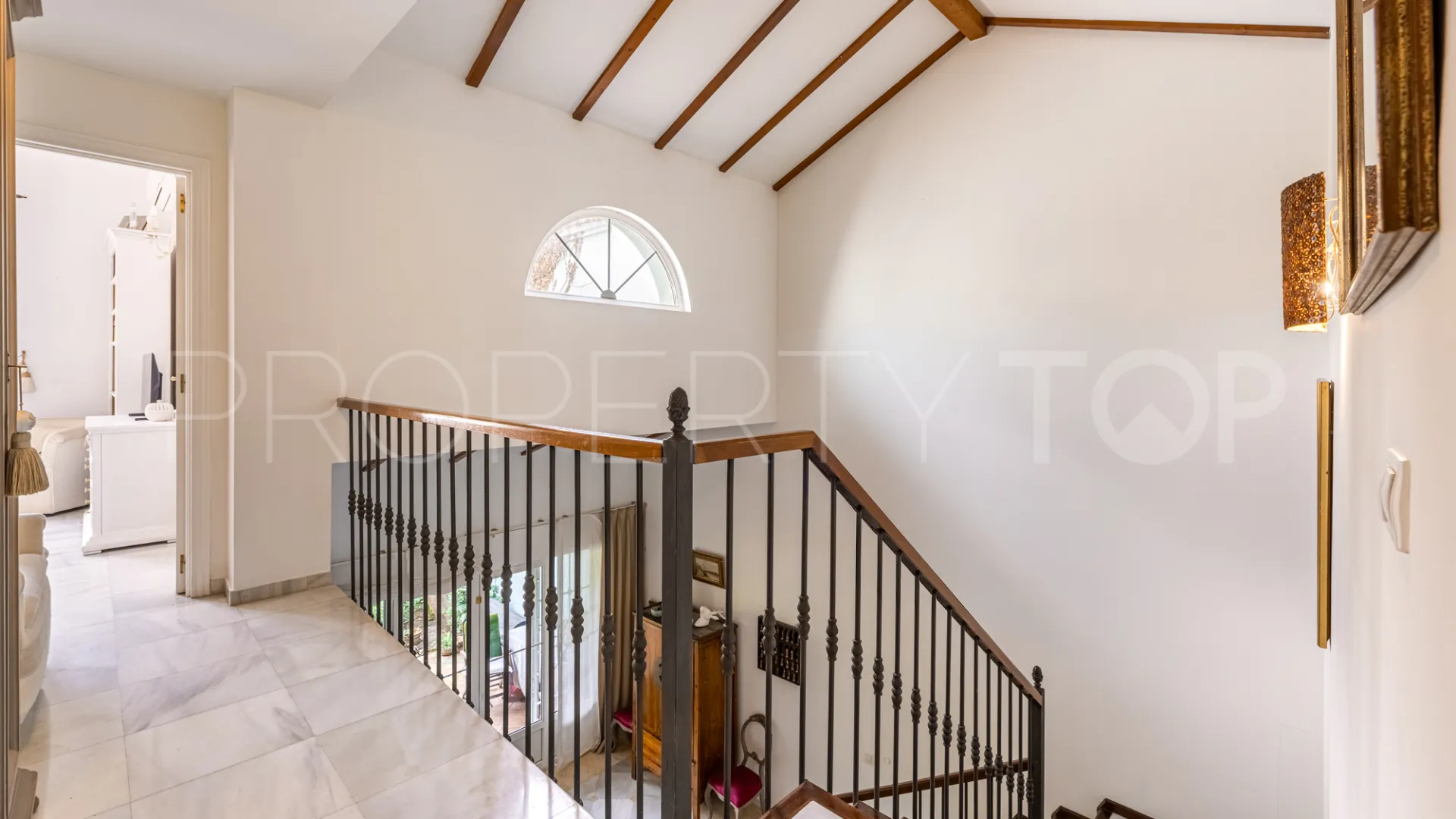 Villa pareada con 3 dormitorios en venta en Guadalmina Alta