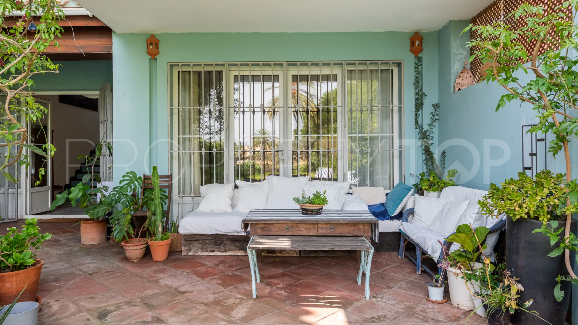 Villa pareada con 3 dormitorios en venta en Guadalmina Alta