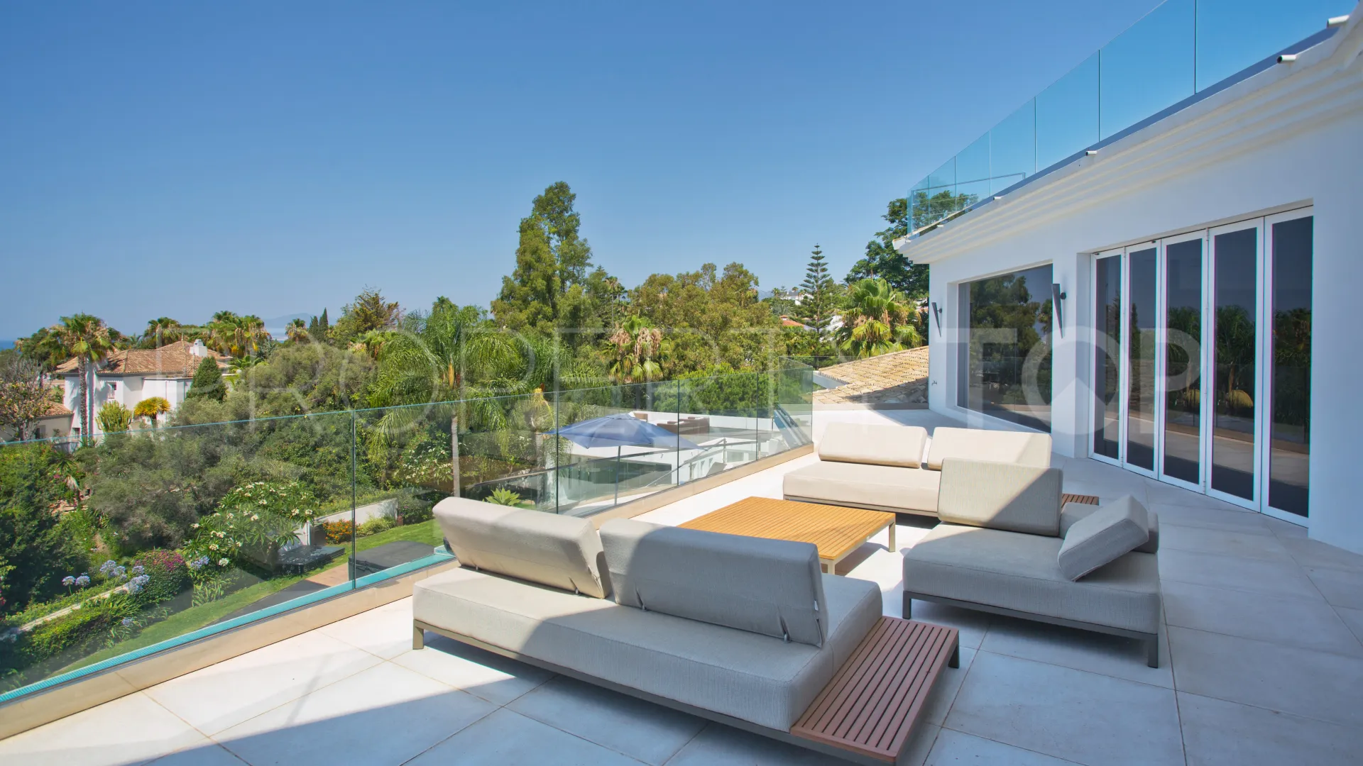 For sale villa in Hacienda las Chapas