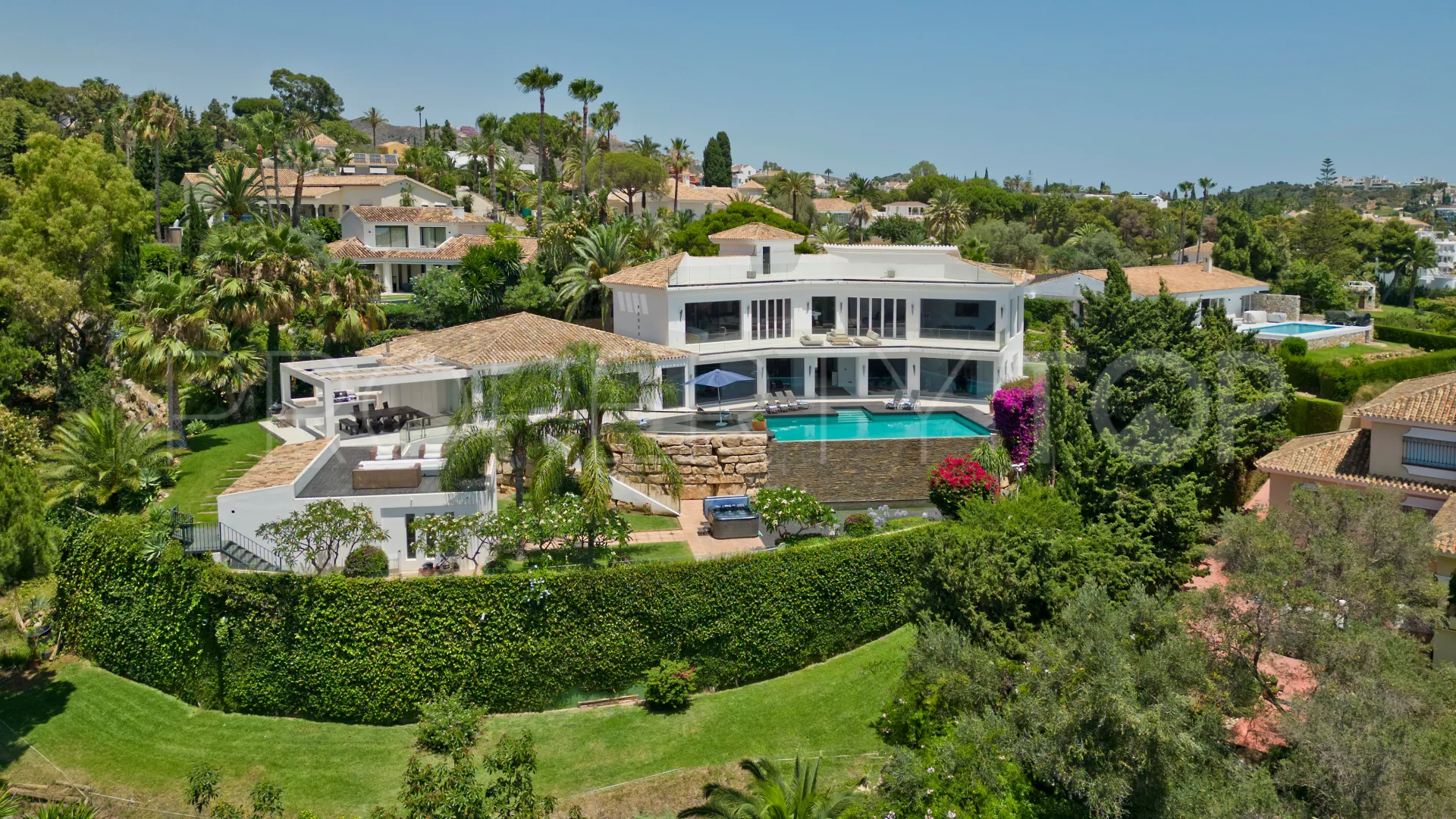 For sale villa in Hacienda las Chapas