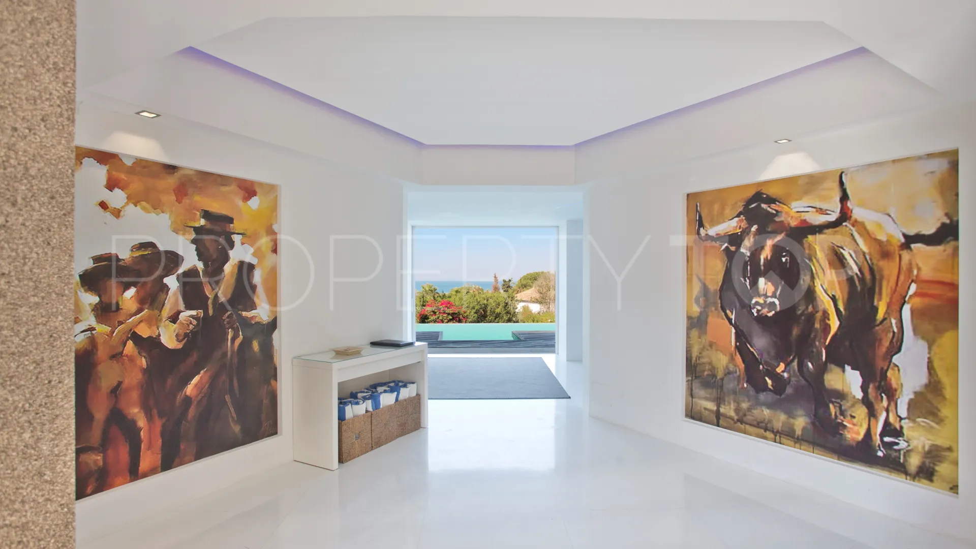 For sale villa in Hacienda las Chapas
