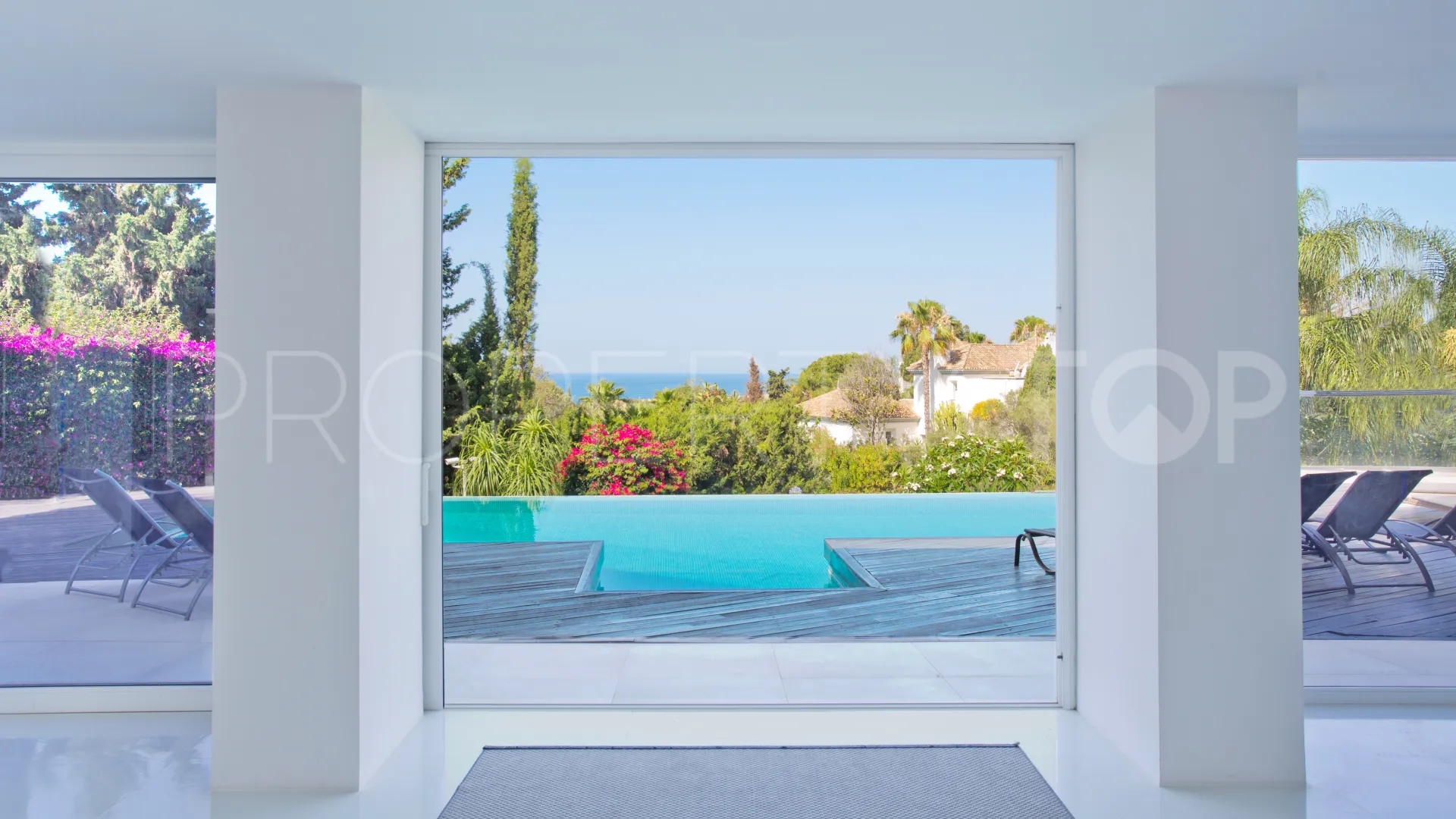 For sale villa in Hacienda las Chapas