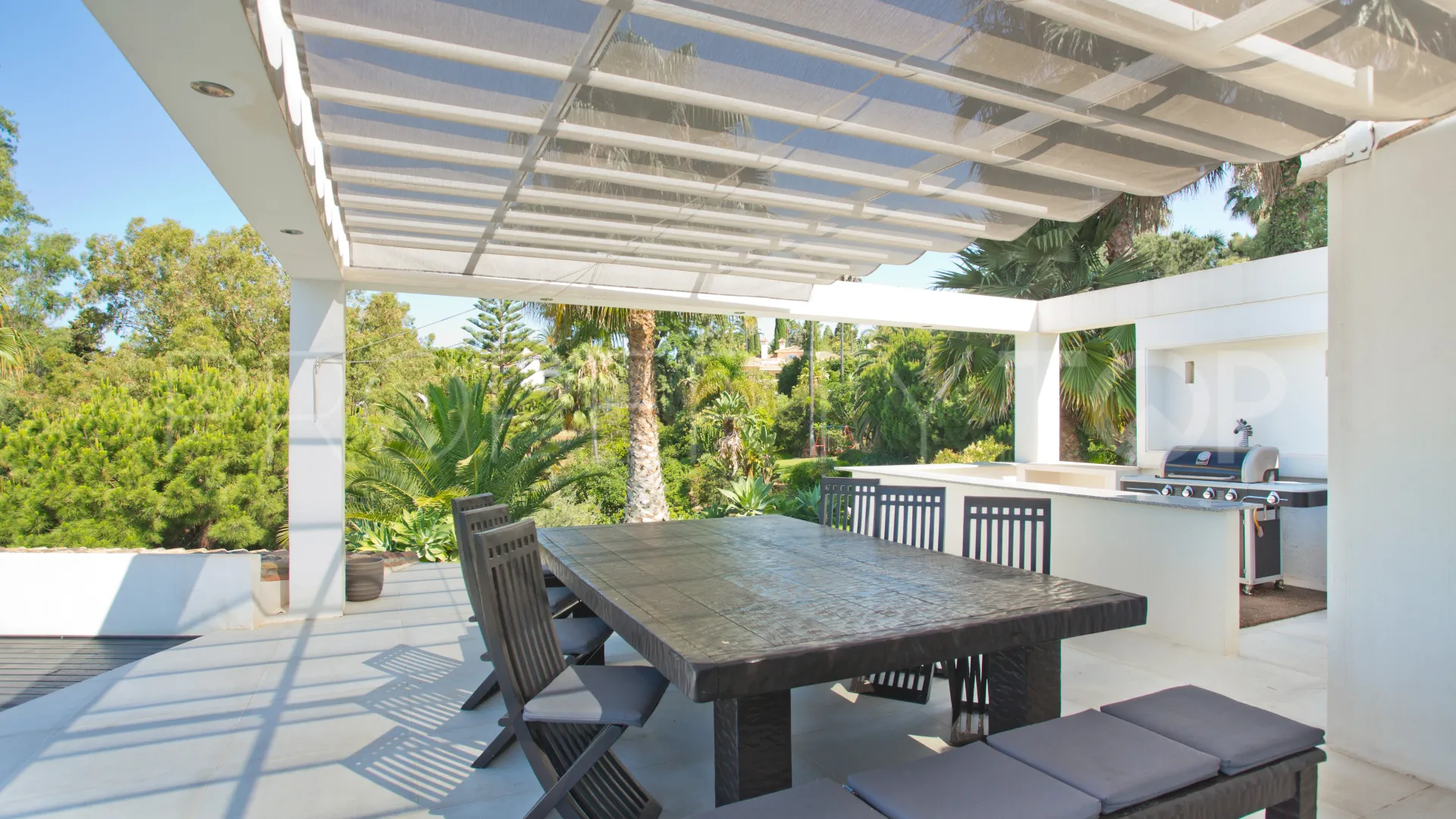For sale villa in Hacienda las Chapas