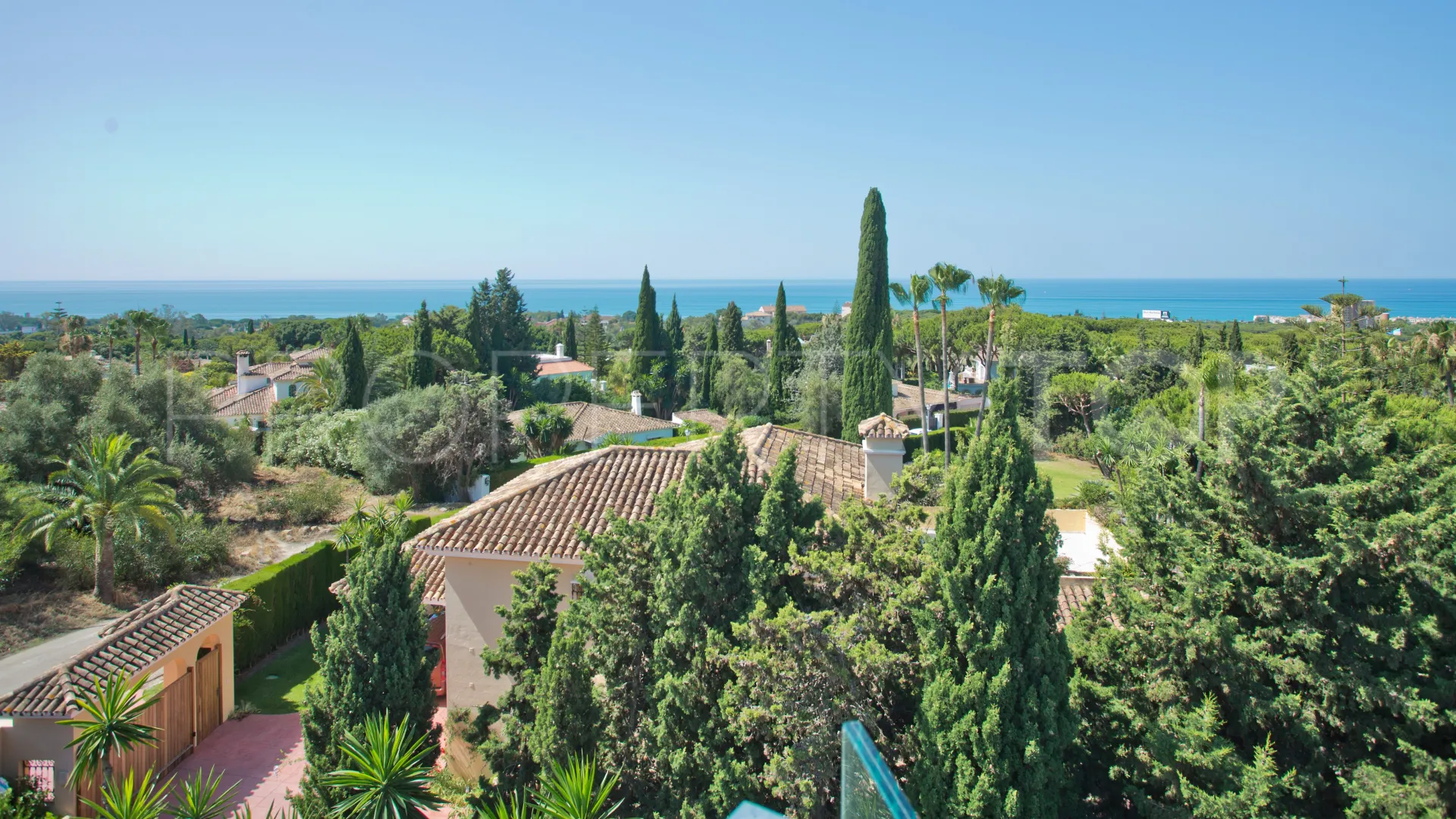 For sale villa in Hacienda las Chapas
