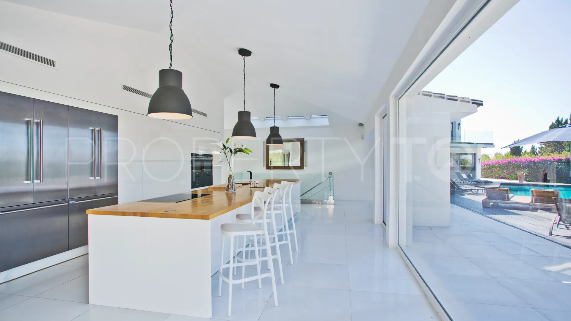 For sale villa in Hacienda las Chapas