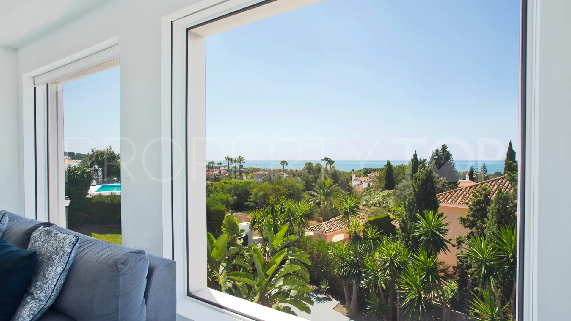 For sale villa in Hacienda las Chapas