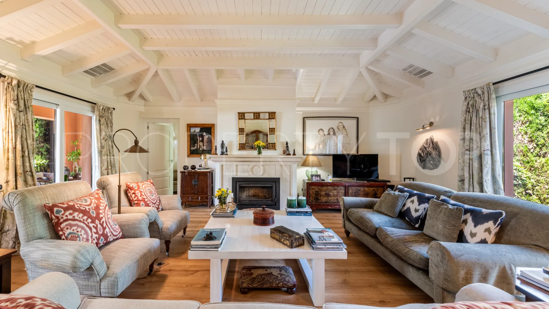 Villa with 5 bedrooms for sale in Altos de Puente Romano