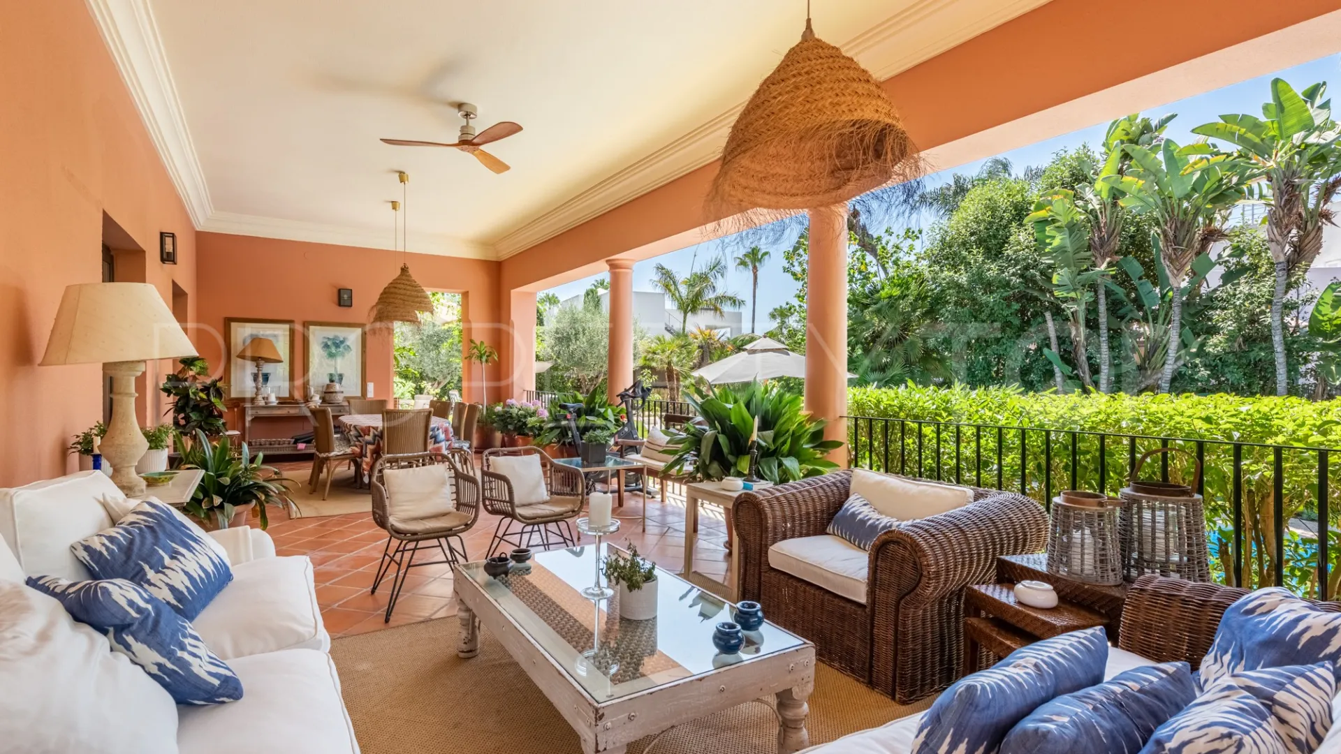 Villa with 5 bedrooms for sale in Altos de Puente Romano