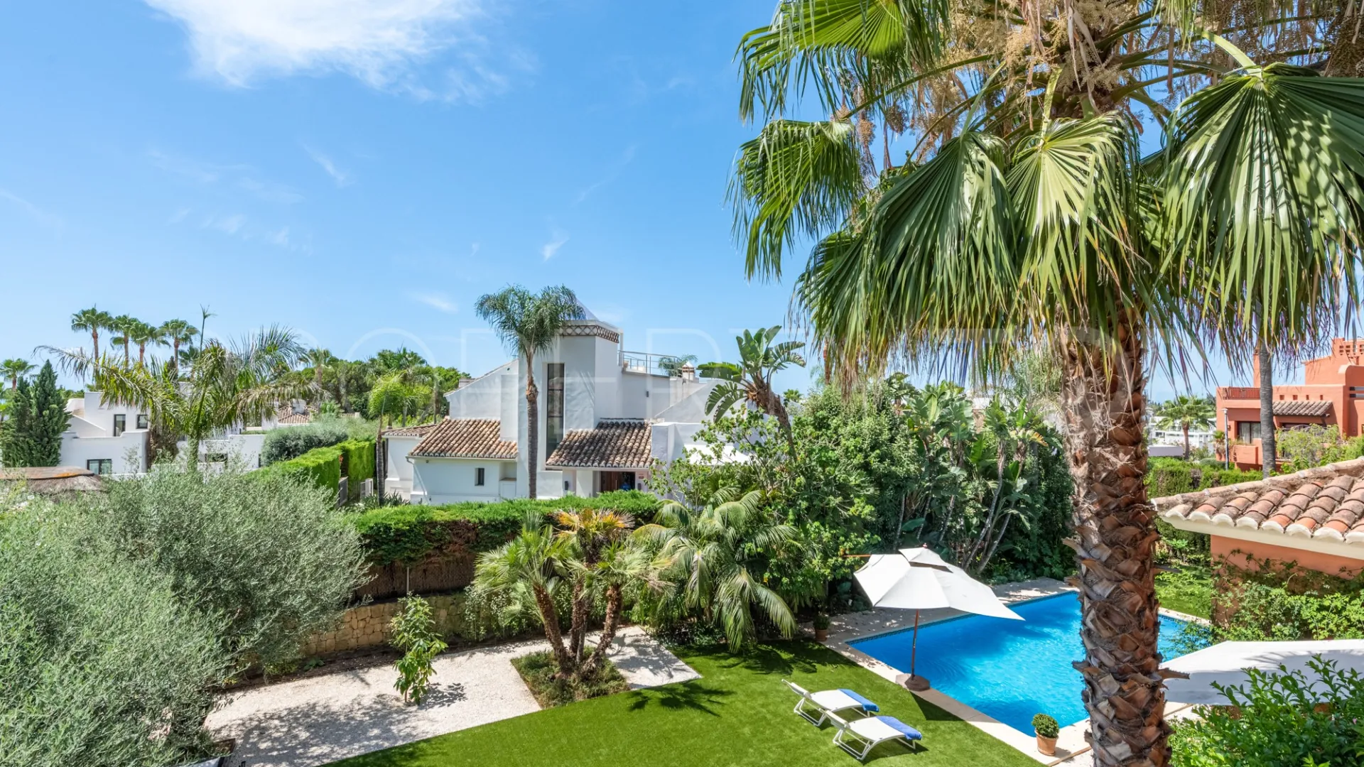 Villa with 5 bedrooms for sale in Altos de Puente Romano