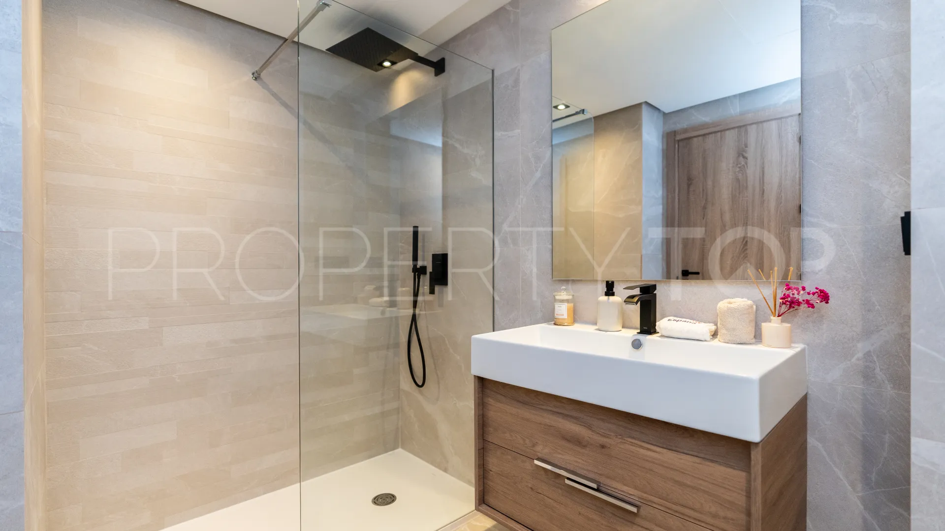 For sale apartment in Istan