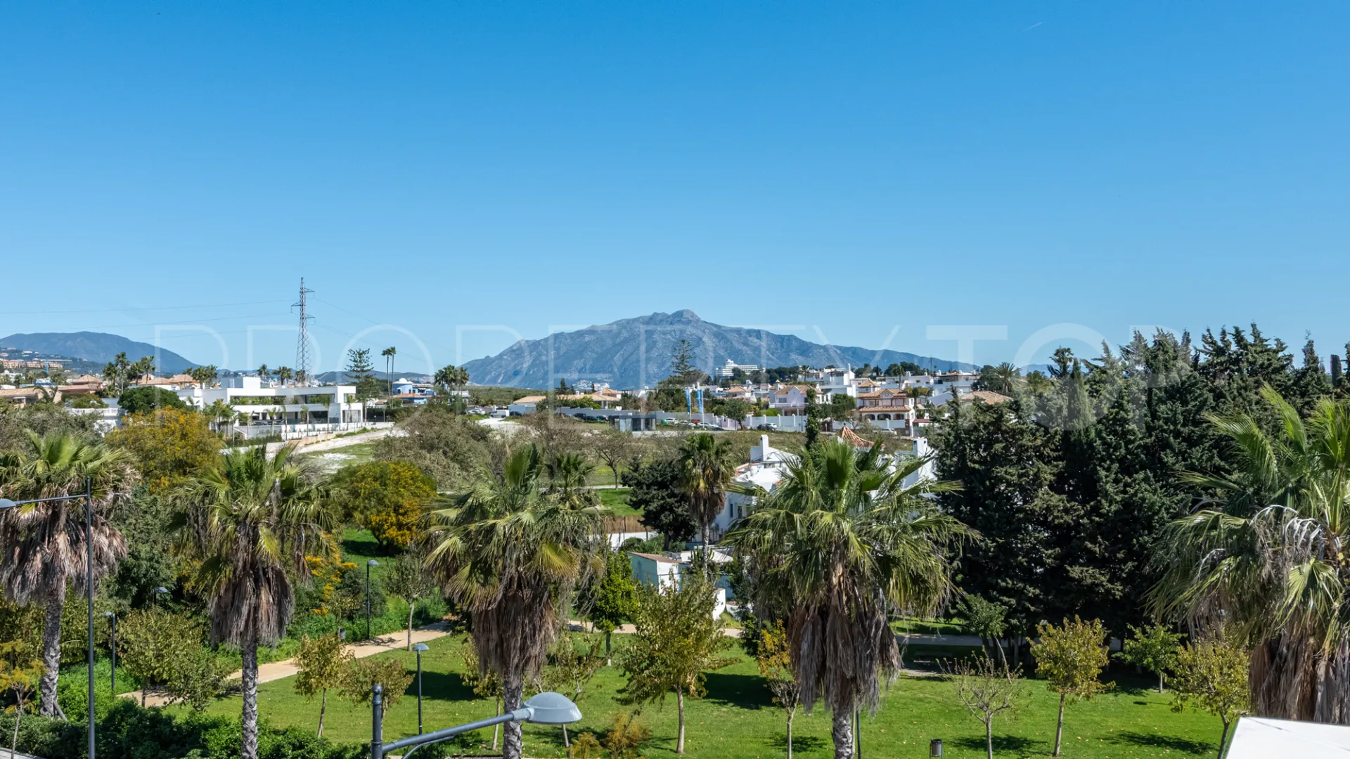 Comprar pareado en Los Miradores del Sol con 4 dormitorios