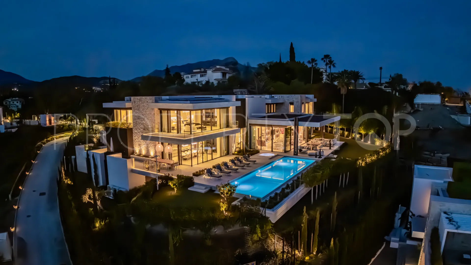 Villa con 6 dormitorios en venta en La Quinta