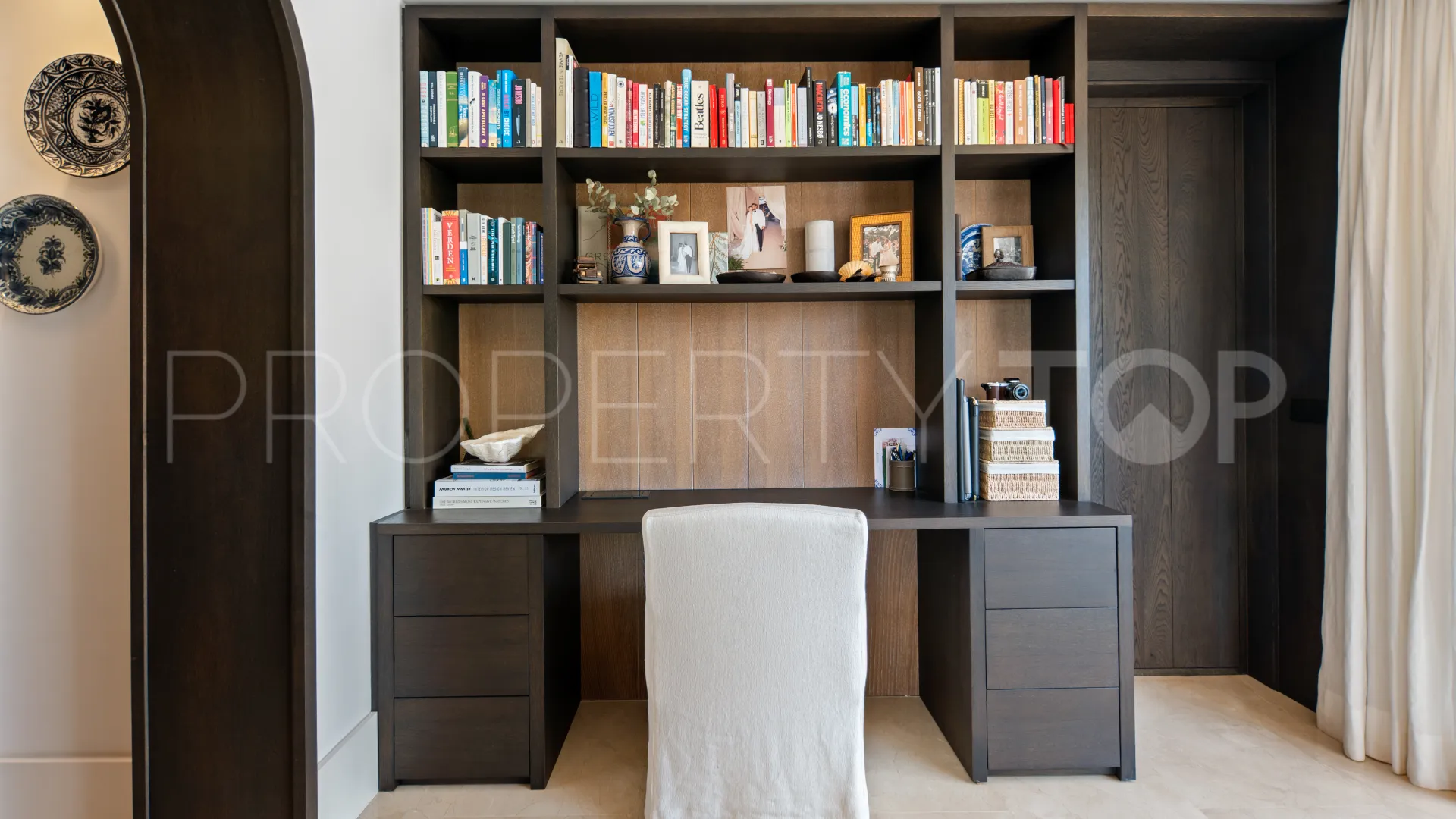 For sale apartment with 1 bedroom in Marina Puente Romano