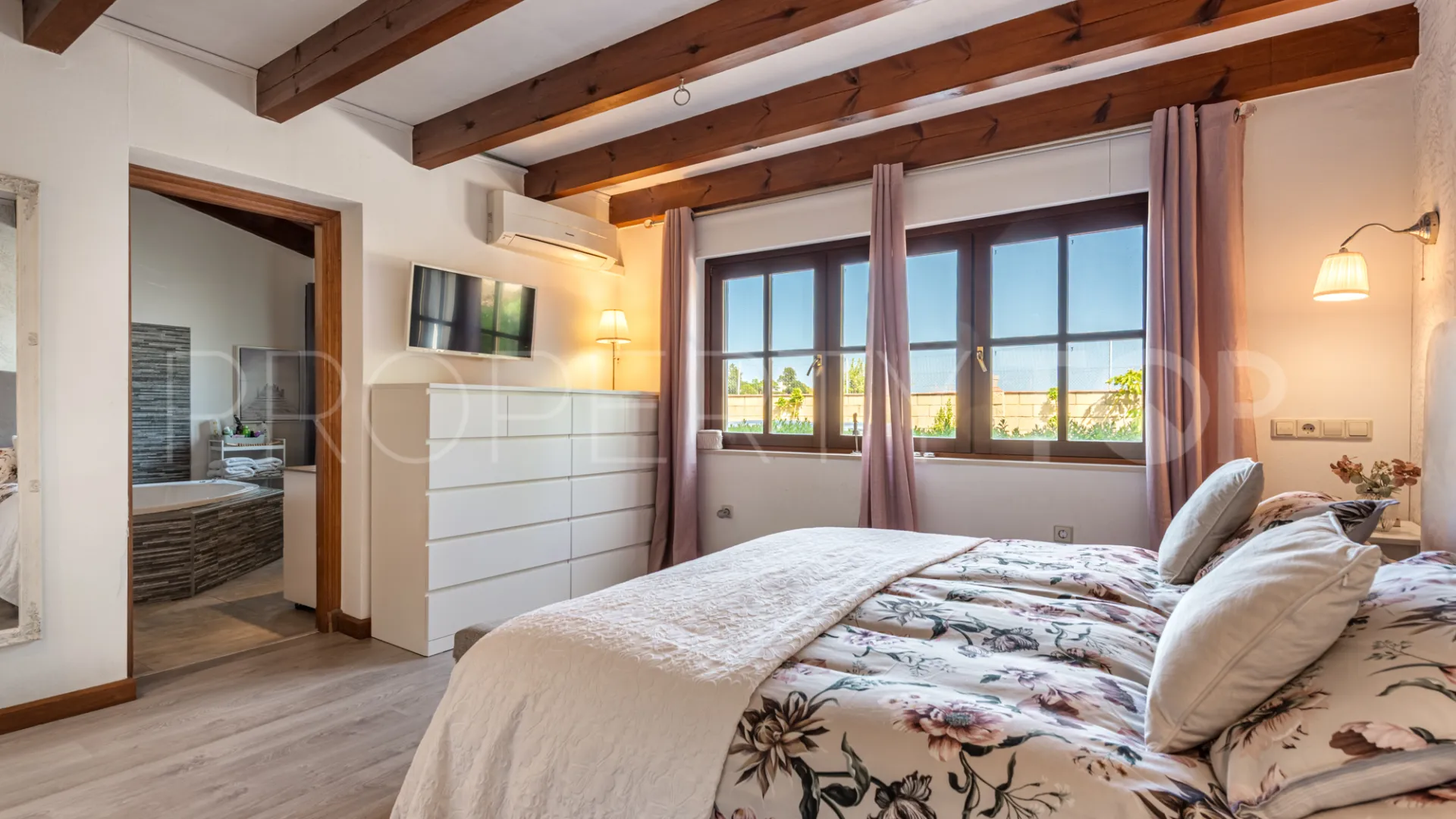 Villa en venta en Cala de Mijas de 5 dormitorios