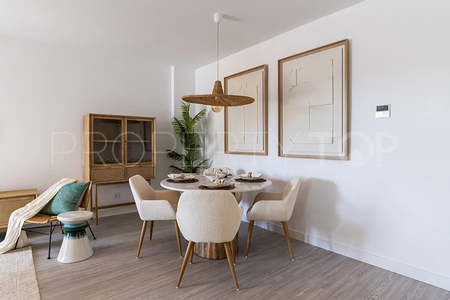 Apartment with 2 bedrooms for sale in Estepona Centre