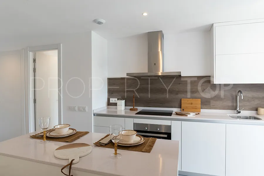Apartment with 2 bedrooms for sale in Estepona Centre