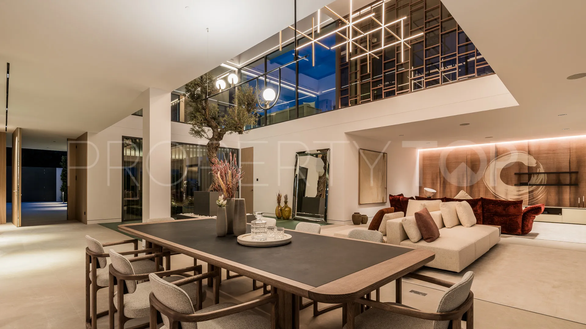 5 bedrooms Marbella Golden Mile villa for sale