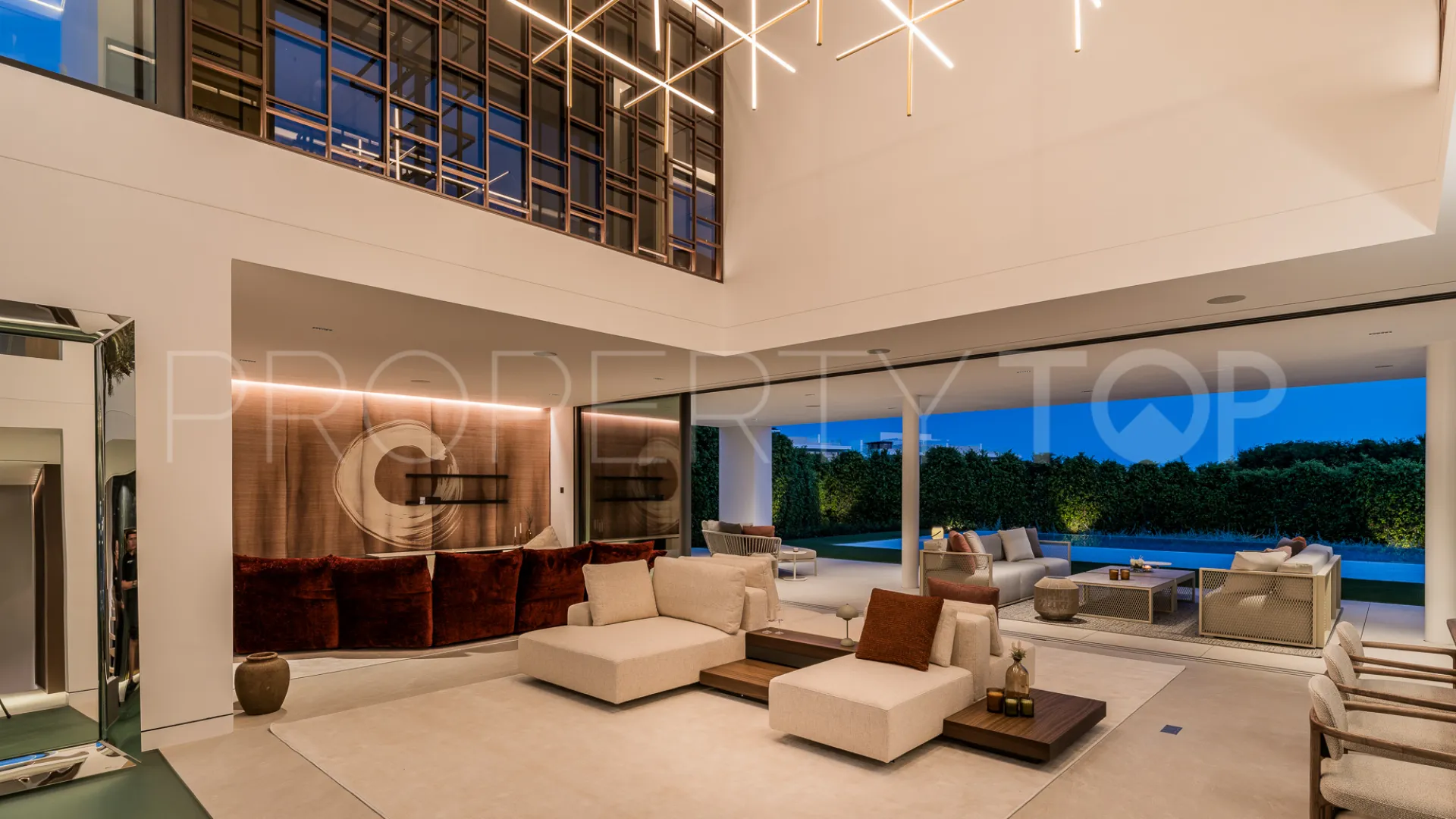 5 bedrooms Marbella Golden Mile villa for sale