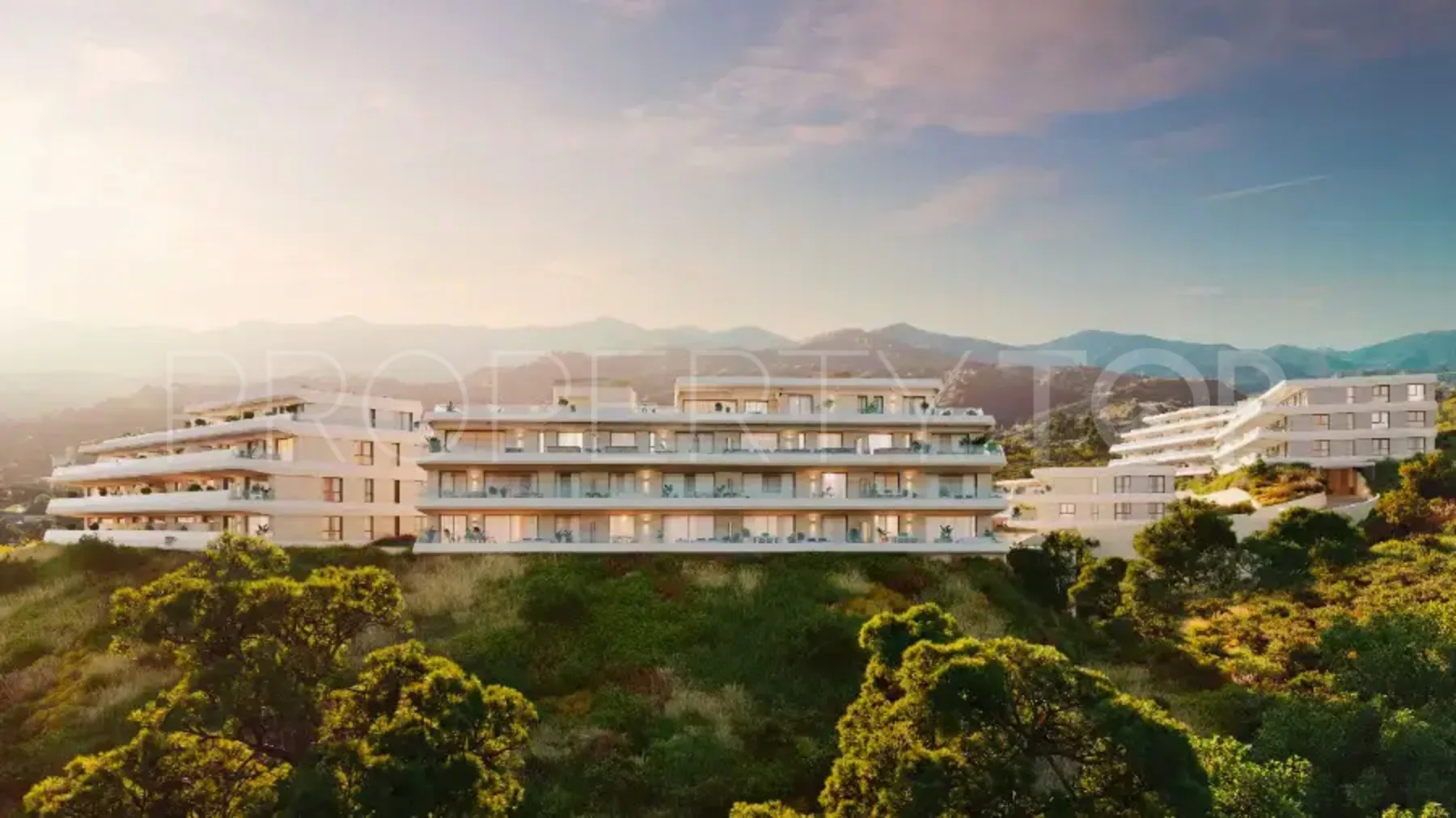 3 bedrooms Selwo apartment for sale