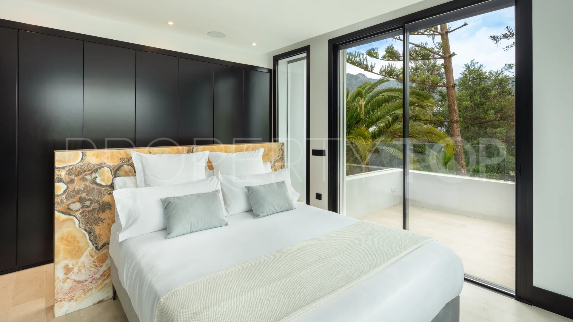 Golden Mile, villa de 5 dormitorios en venta