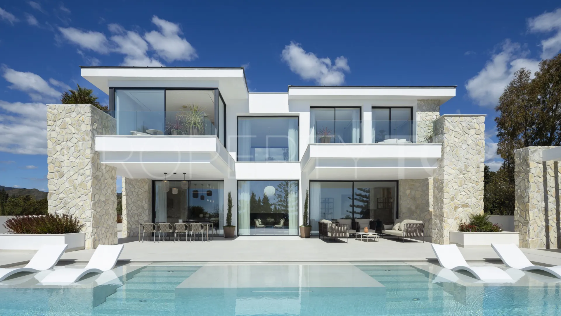 Comprar villa en La Quinta