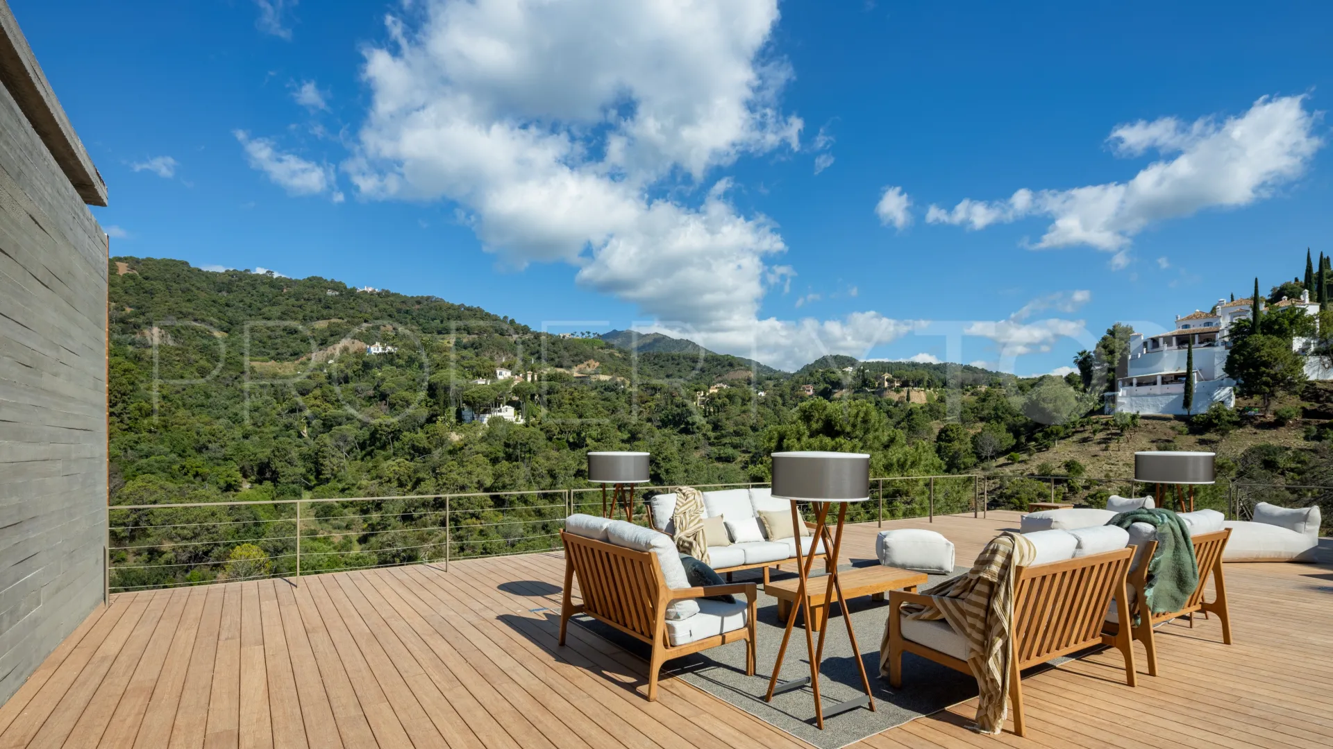 Villa for sale in El Madroñal