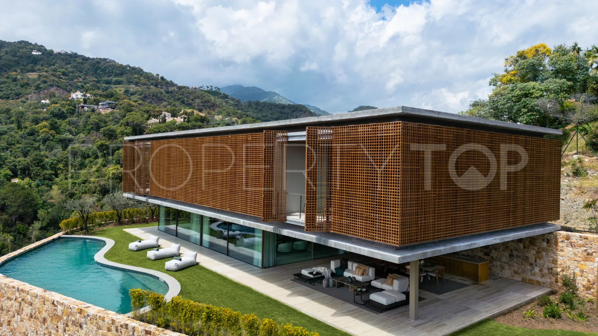 Villa for sale in El Madroñal