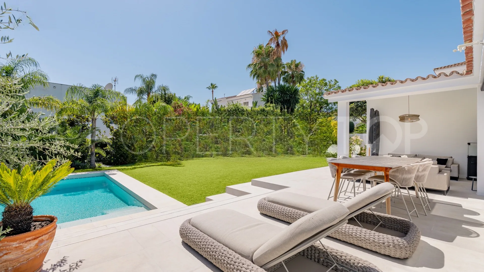 Villa en venta con 3 dormitorios en Nagüeles