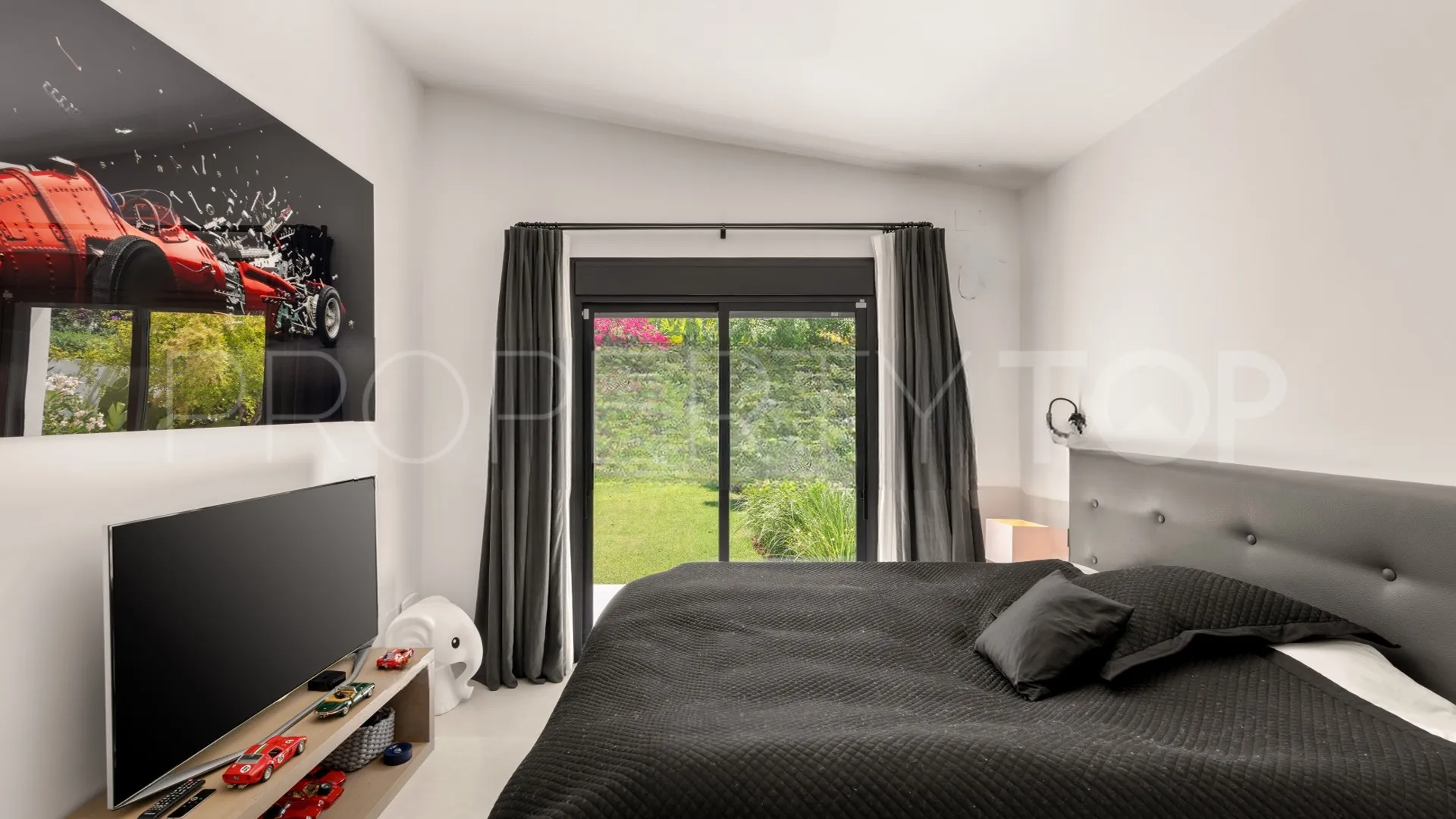 Villa en venta con 3 dormitorios en Nagüeles