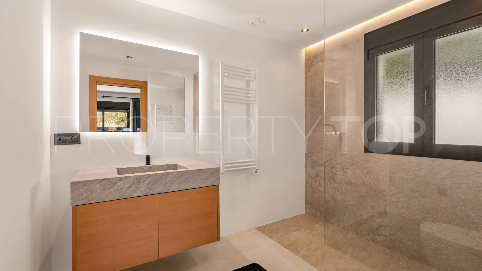 Villa en venta con 3 dormitorios en Nagüeles
