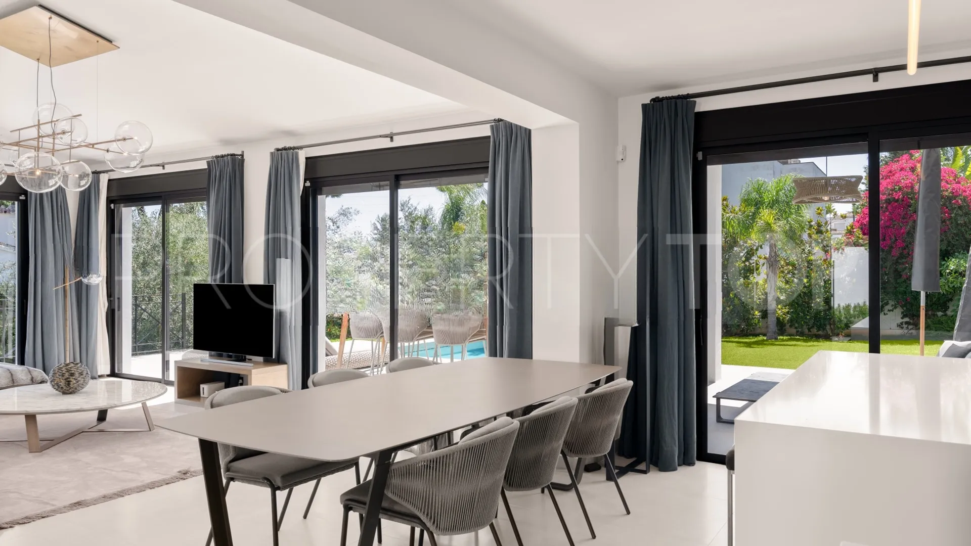 Villa en venta con 3 dormitorios en Nagüeles