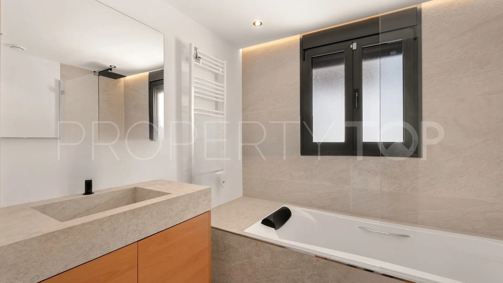 Villa en venta con 3 dormitorios en Nagüeles