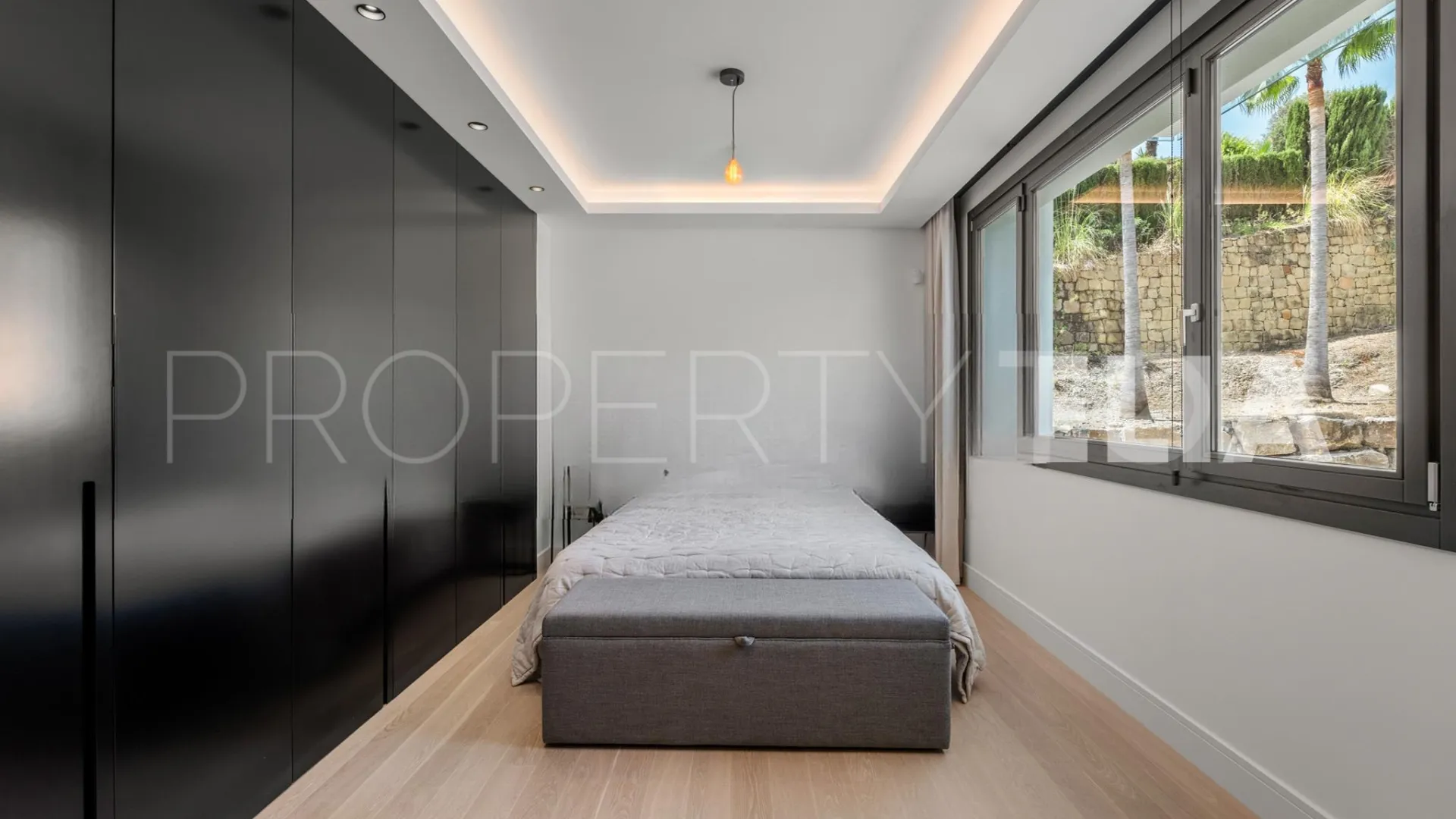 Comprar villa en Benahavis de 6 dormitorios