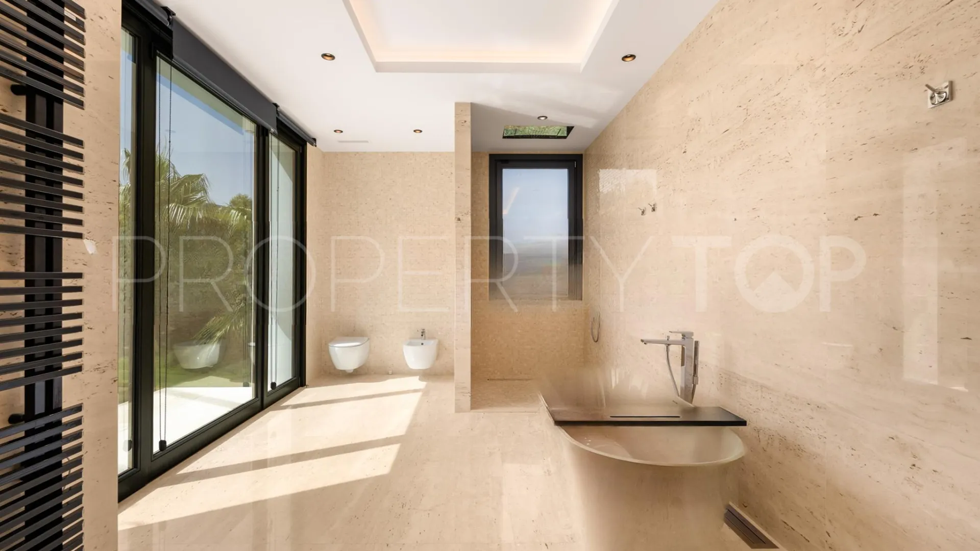 Comprar villa en Benahavis de 6 dormitorios