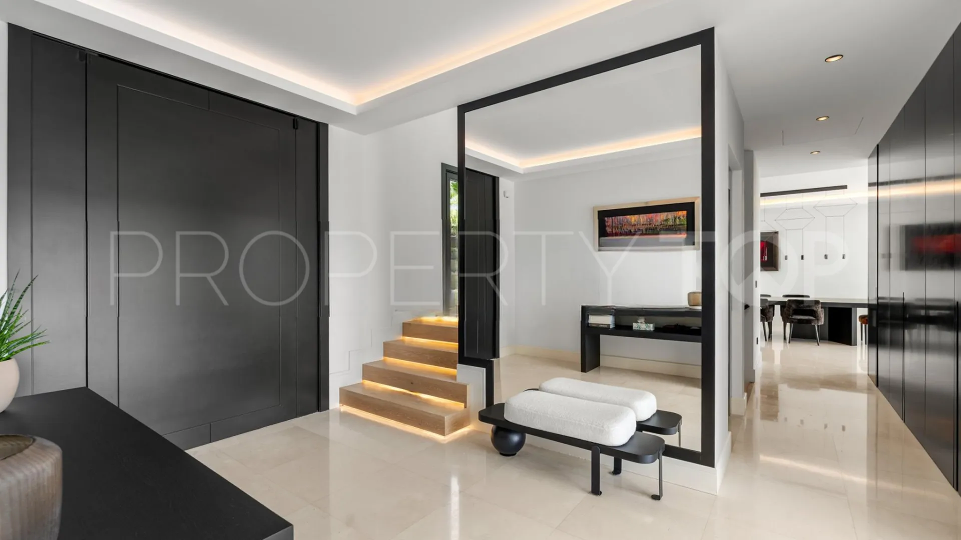 Comprar villa en Benahavis de 6 dormitorios