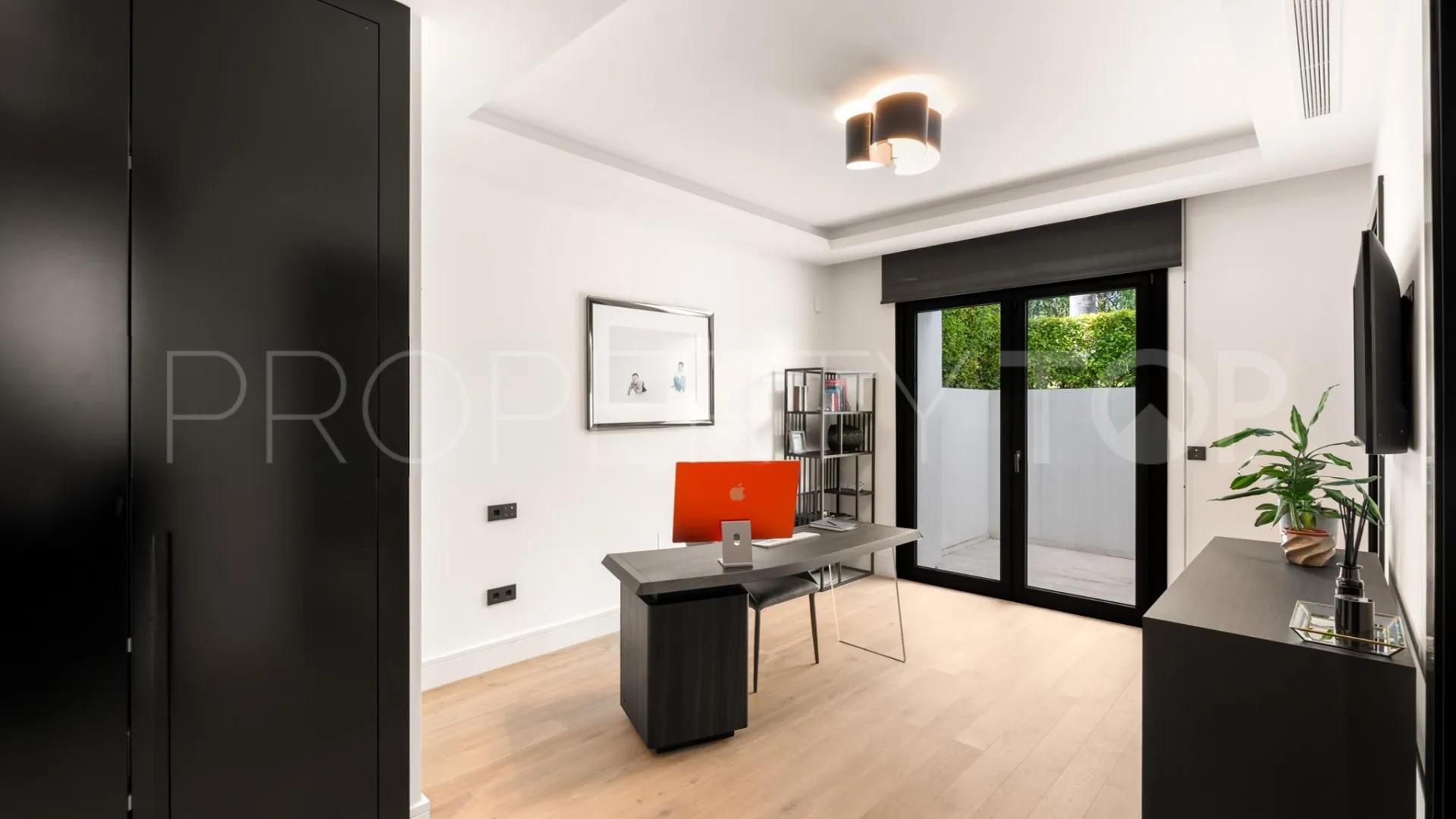 Comprar villa en Benahavis de 6 dormitorios