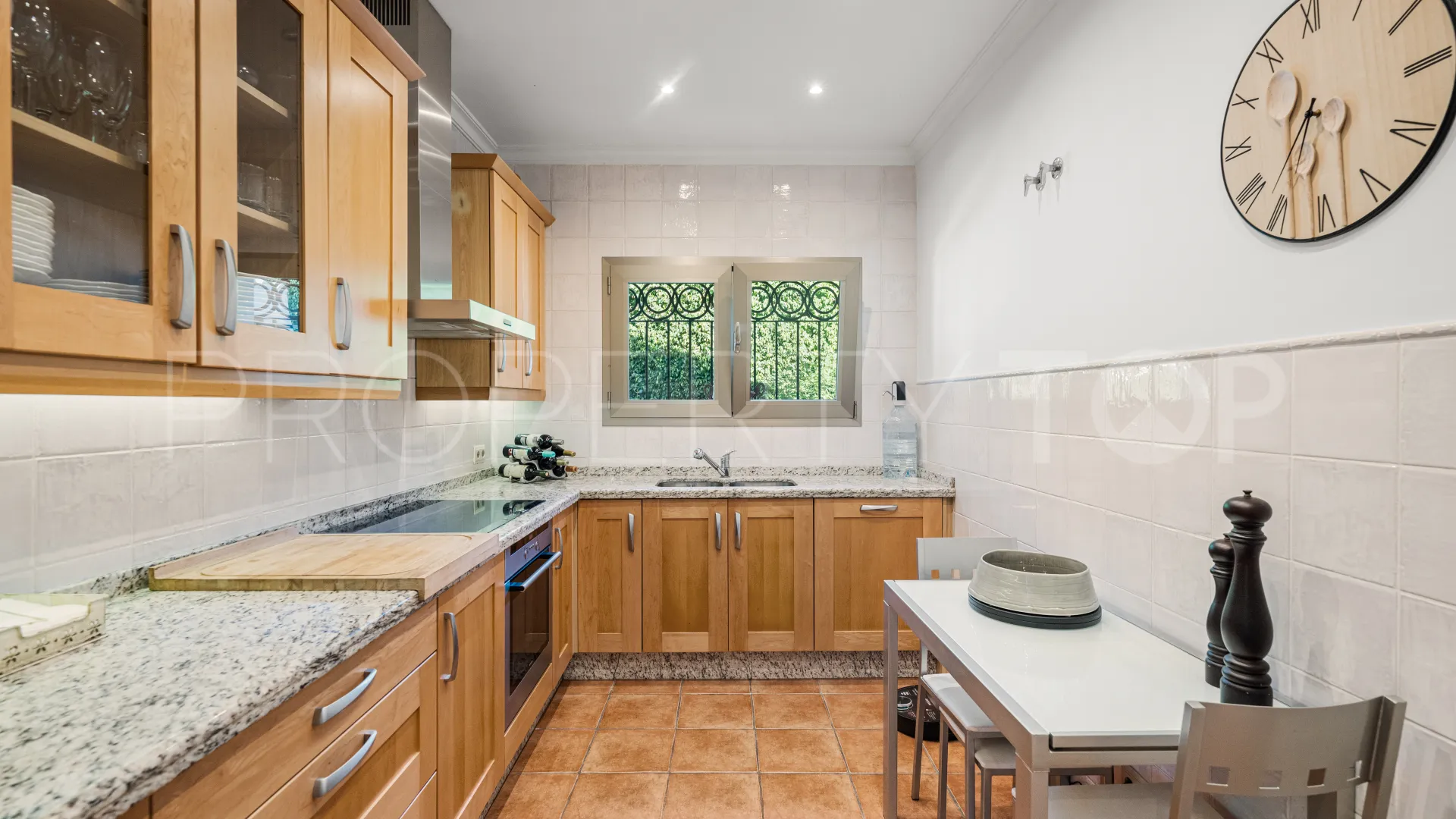 Villa con 5 dormitorios a la venta en Los Monteros Playa