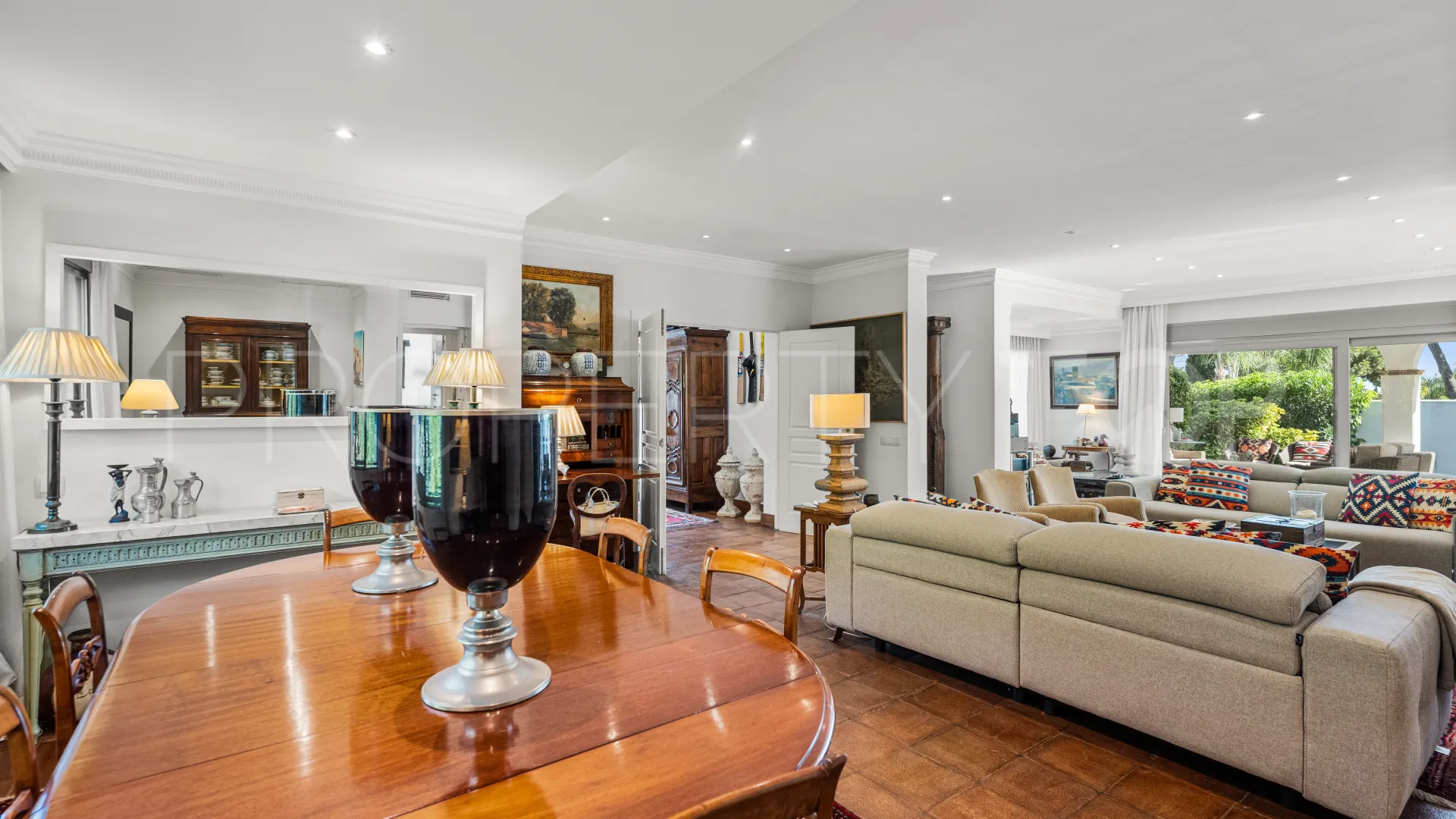 Villa con 5 dormitorios a la venta en Los Monteros Playa