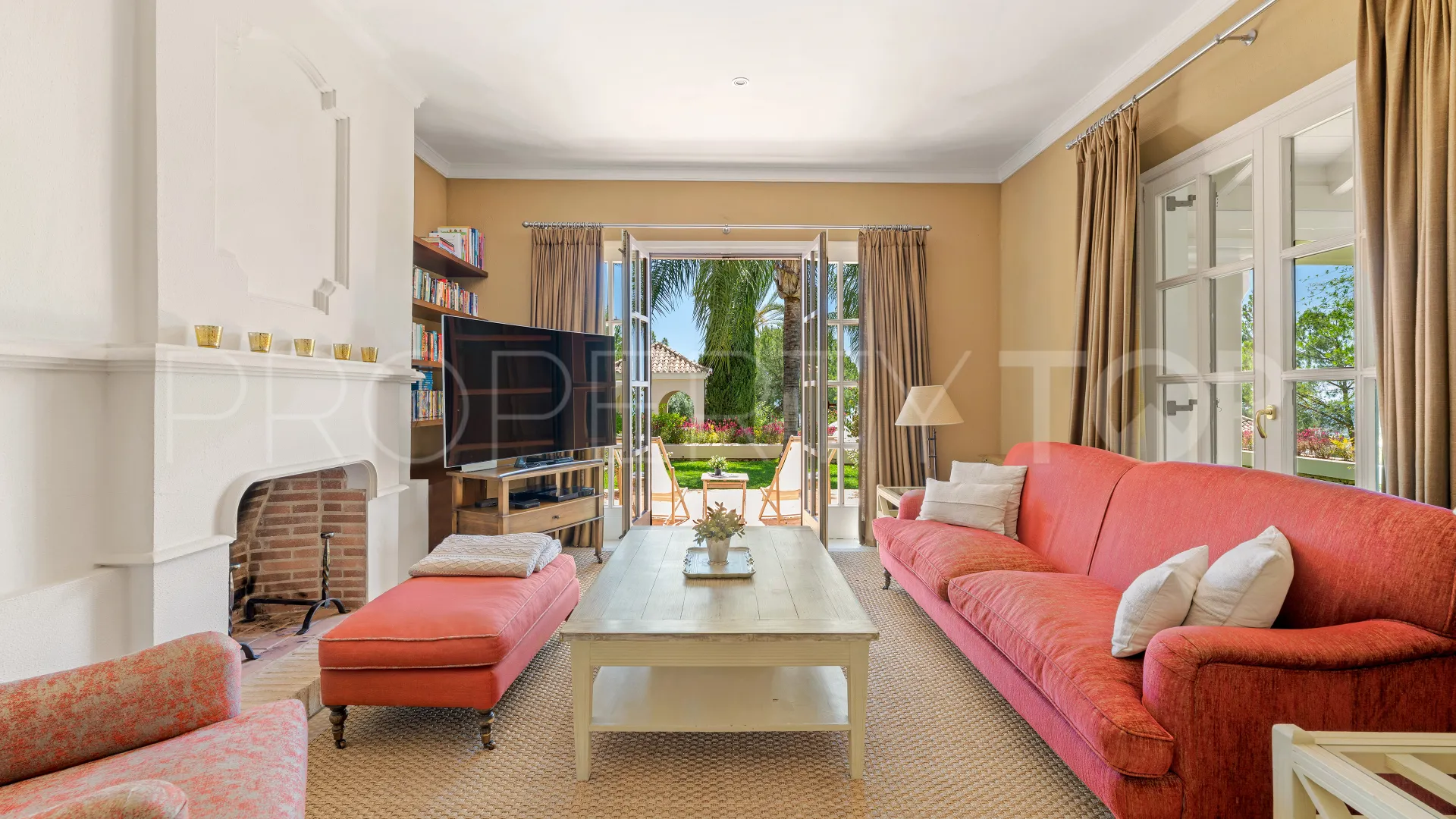 Villa en venta en El Madroñal