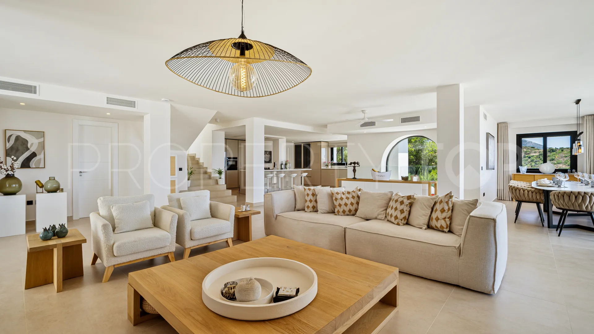 Las Lomas de Nueva Andalucia, villa en venta
