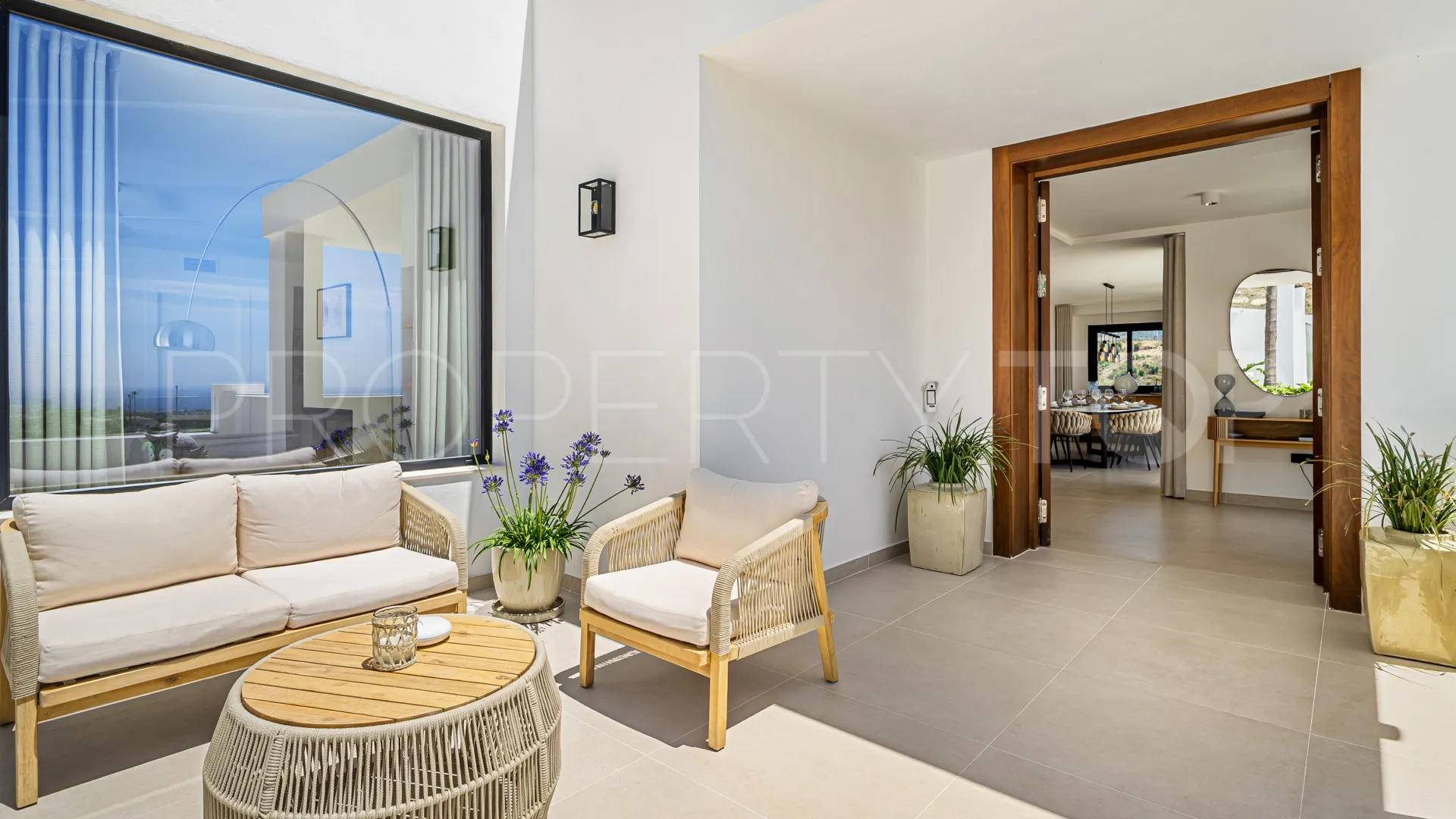 Las Lomas de Nueva Andalucia, villa en venta