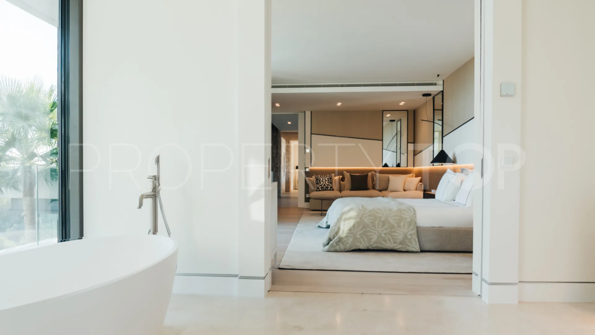 Se vende villa en La Quinta de 7 dormitorios