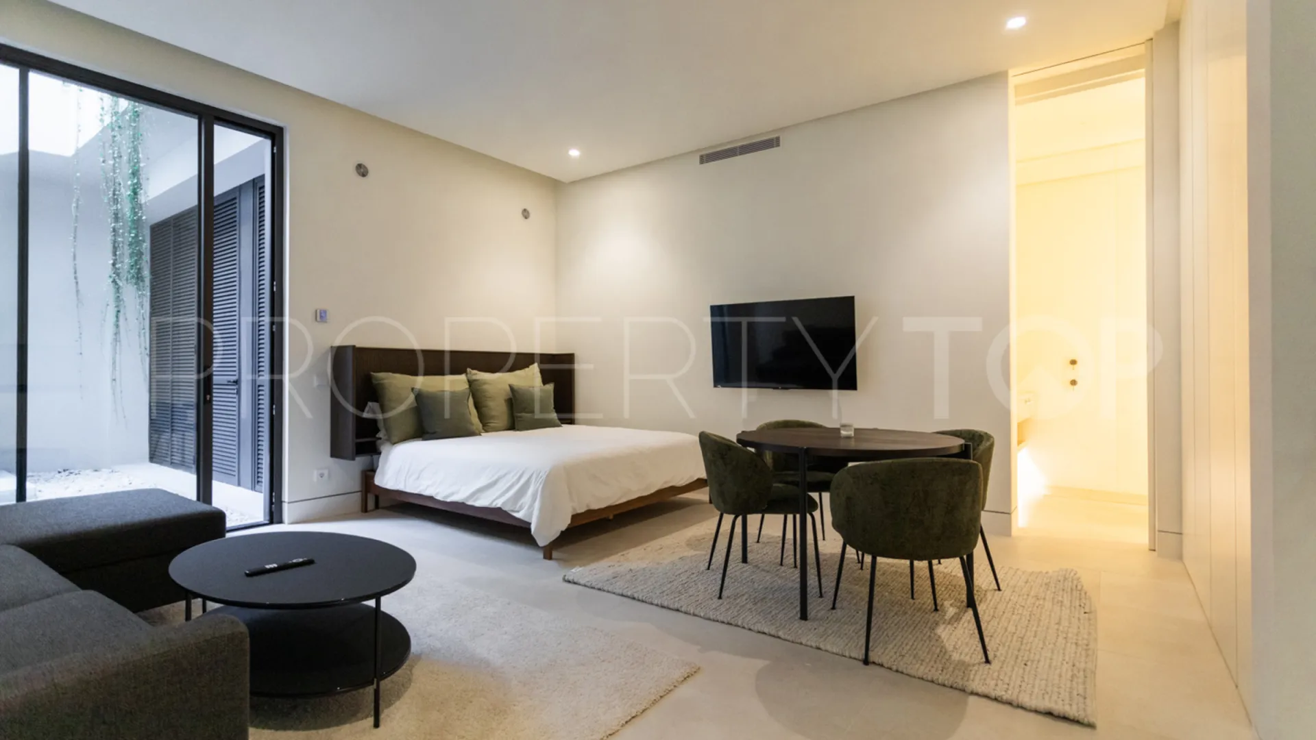 Se vende villa en La Quinta de 7 dormitorios