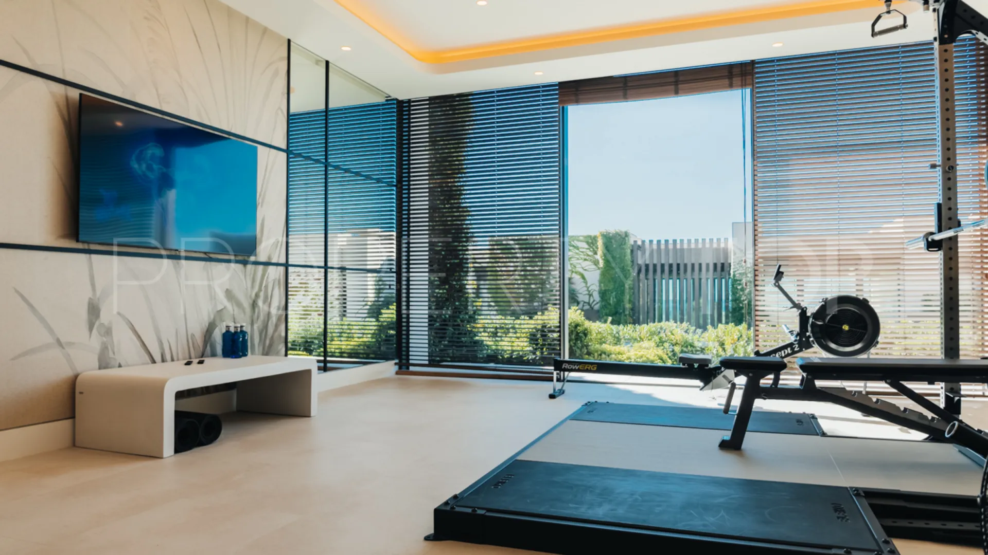 Se vende villa en La Quinta de 7 dormitorios